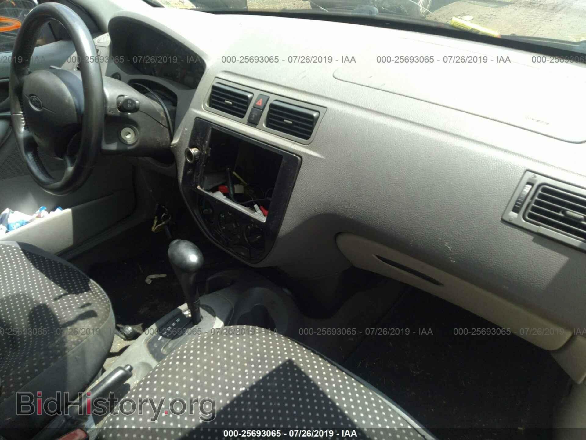 2005 FORD FOCUS - VIN: 1FAFP34N15W164977 - Фото 5