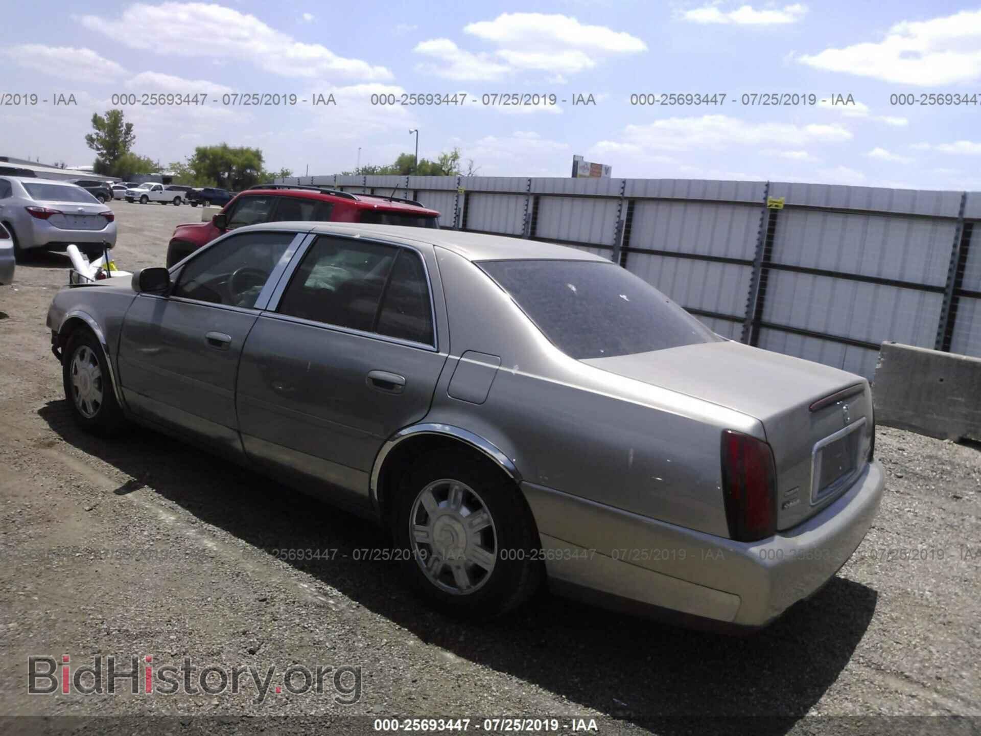 2004 CADILLAC DEVILLE - VIN: 1G6KD54Y04U223182 - Photo 3