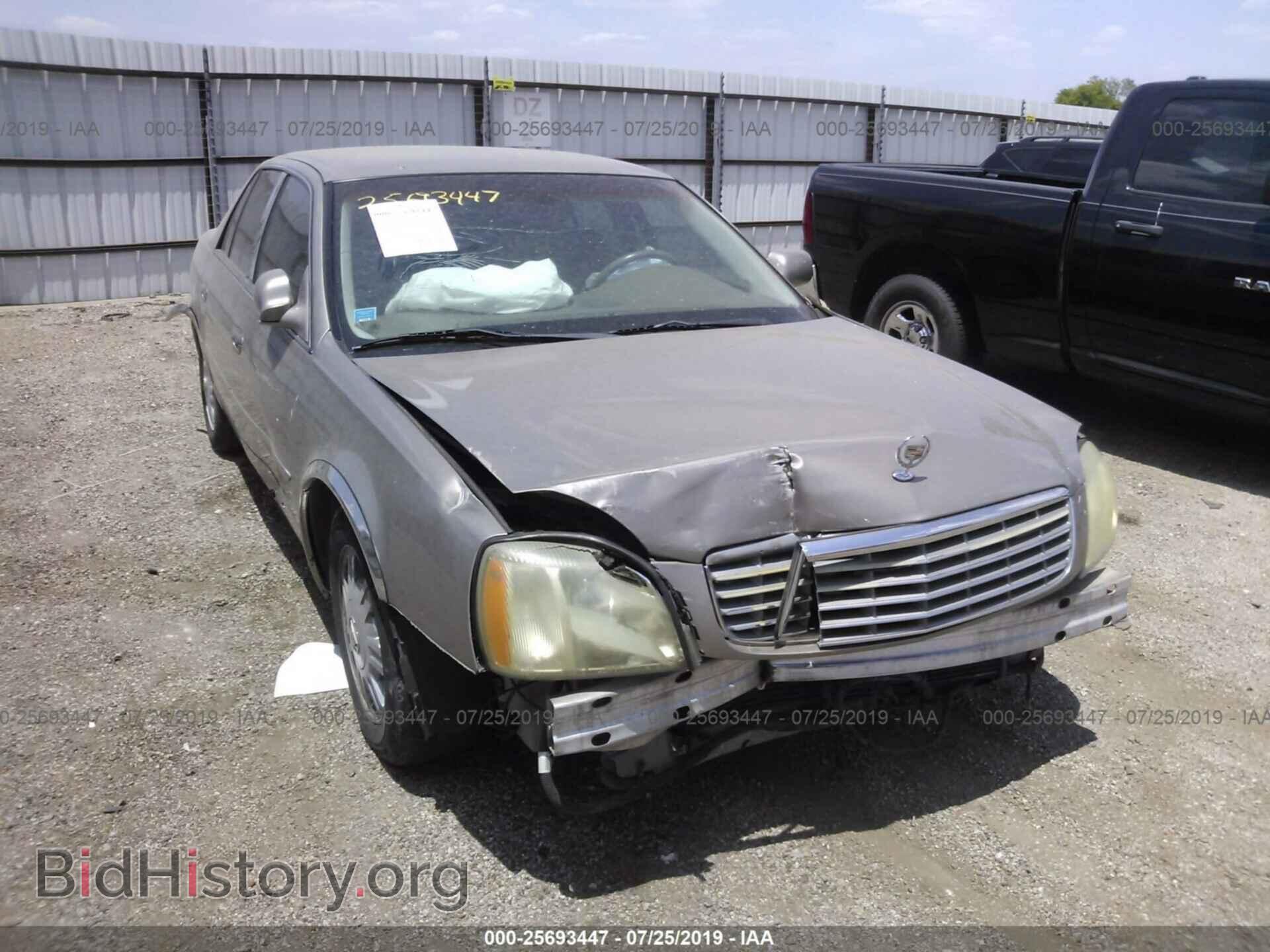 2004 CADILLAC DEVILLE - VIN: 1G6KD54Y04U223182 - Photo 6