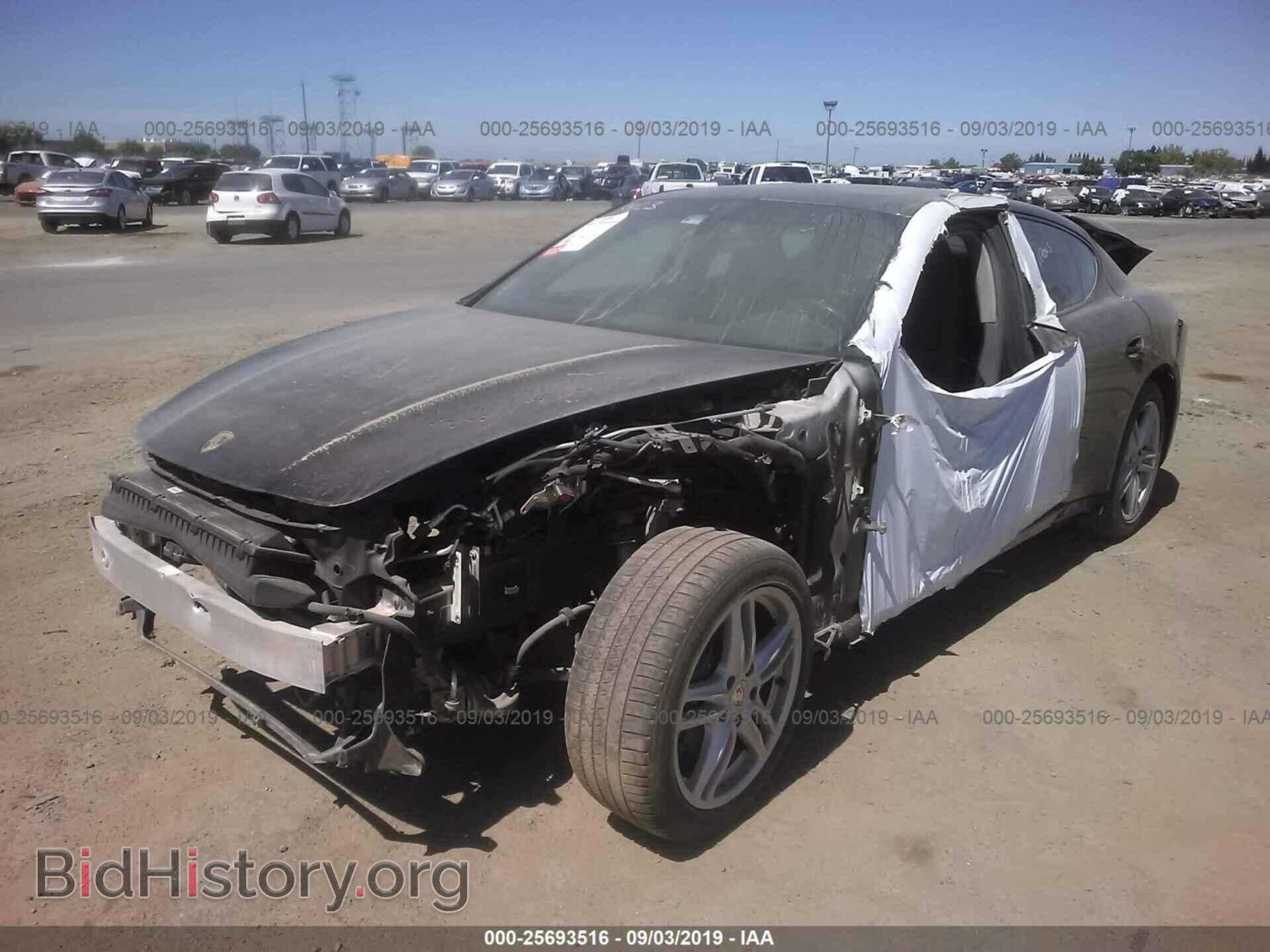 2011 PORSCHE PANAMERA - VIN: WP0AA2A70BL012837 - Фото 2