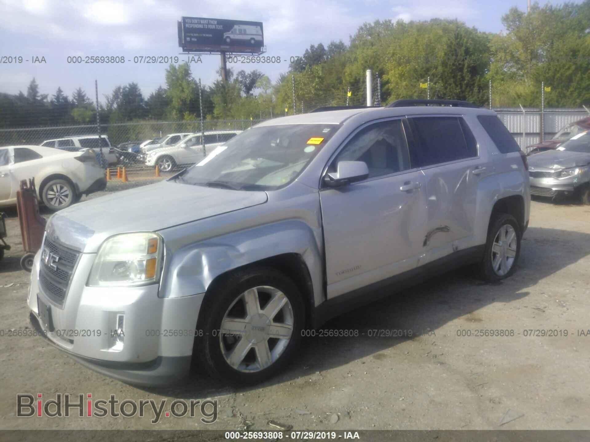 2010 GMC TERRAIN - VIN: 2CTALFEW1A6283243 - Photo 2