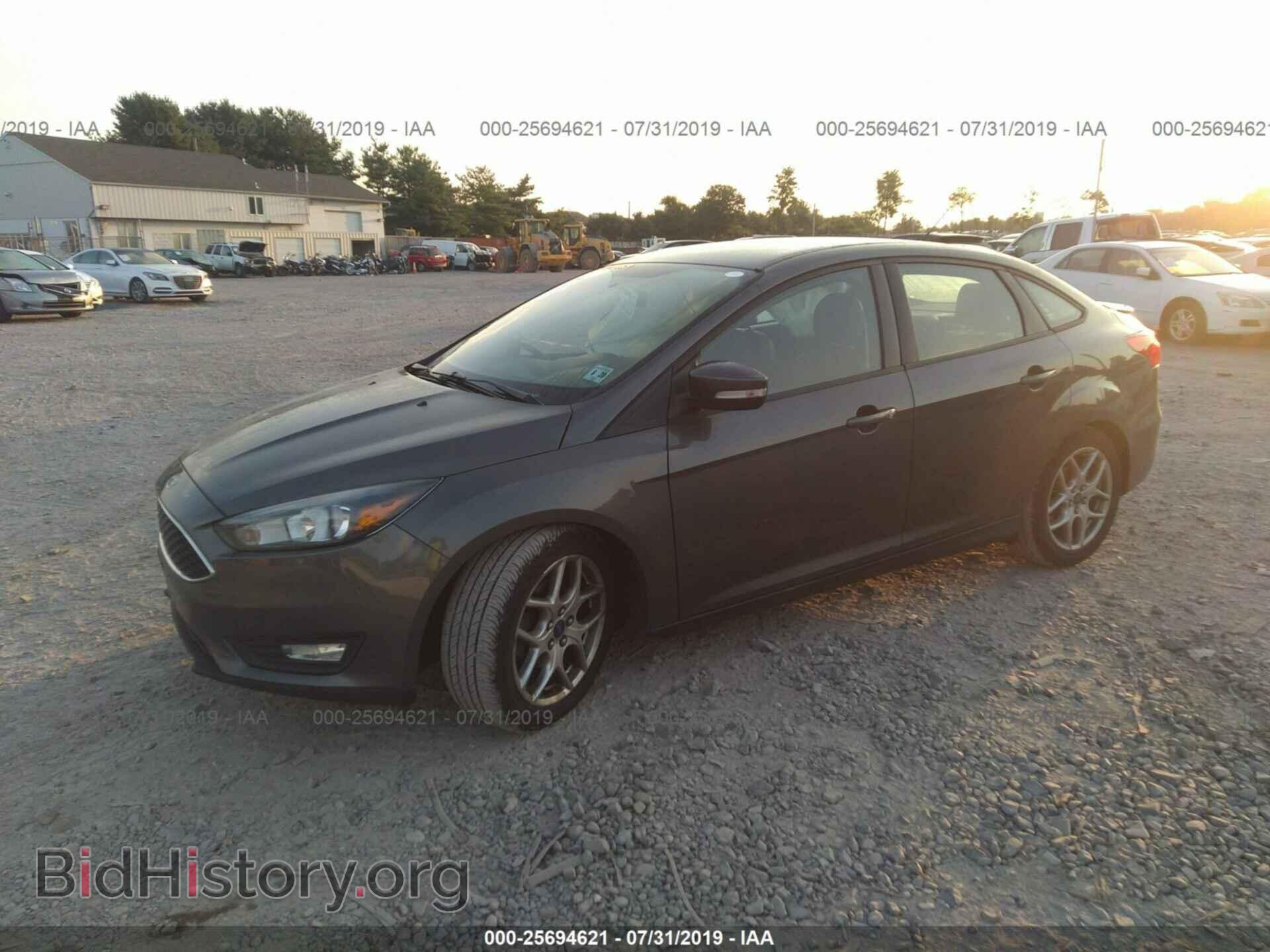 2015 FORD FOCUS - VIN: 1FADP3F22FL338262 - Photo 2