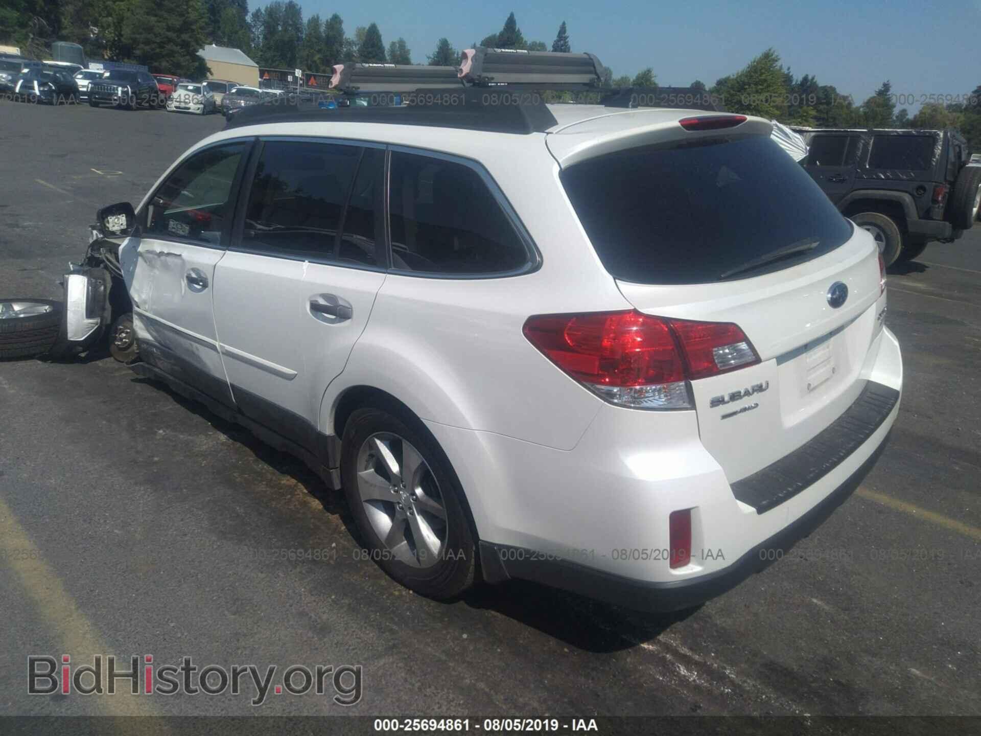 2014 SUBARU OUTBACK - VIN: 4S4BRBPC0E3296102 - Фото 3