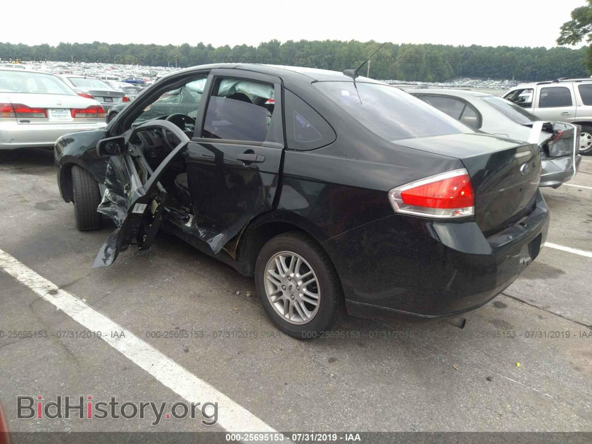 2009 FORD FOCUS - VIN: 1FAHP35N19W244650 - Фото 3