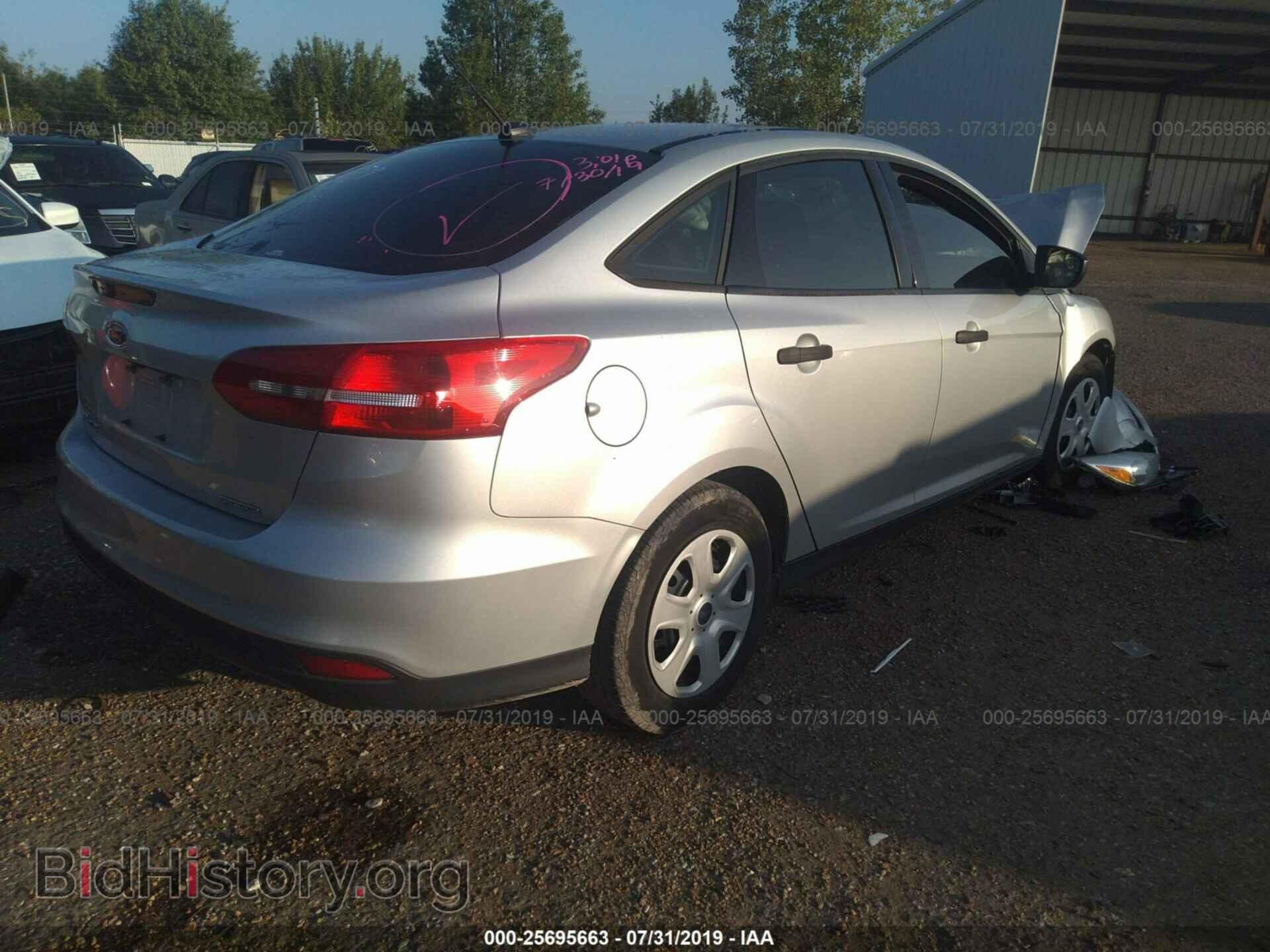 2016 FORD FOCUS - VIN: 1FADP3E24GL266256 - Photo 4