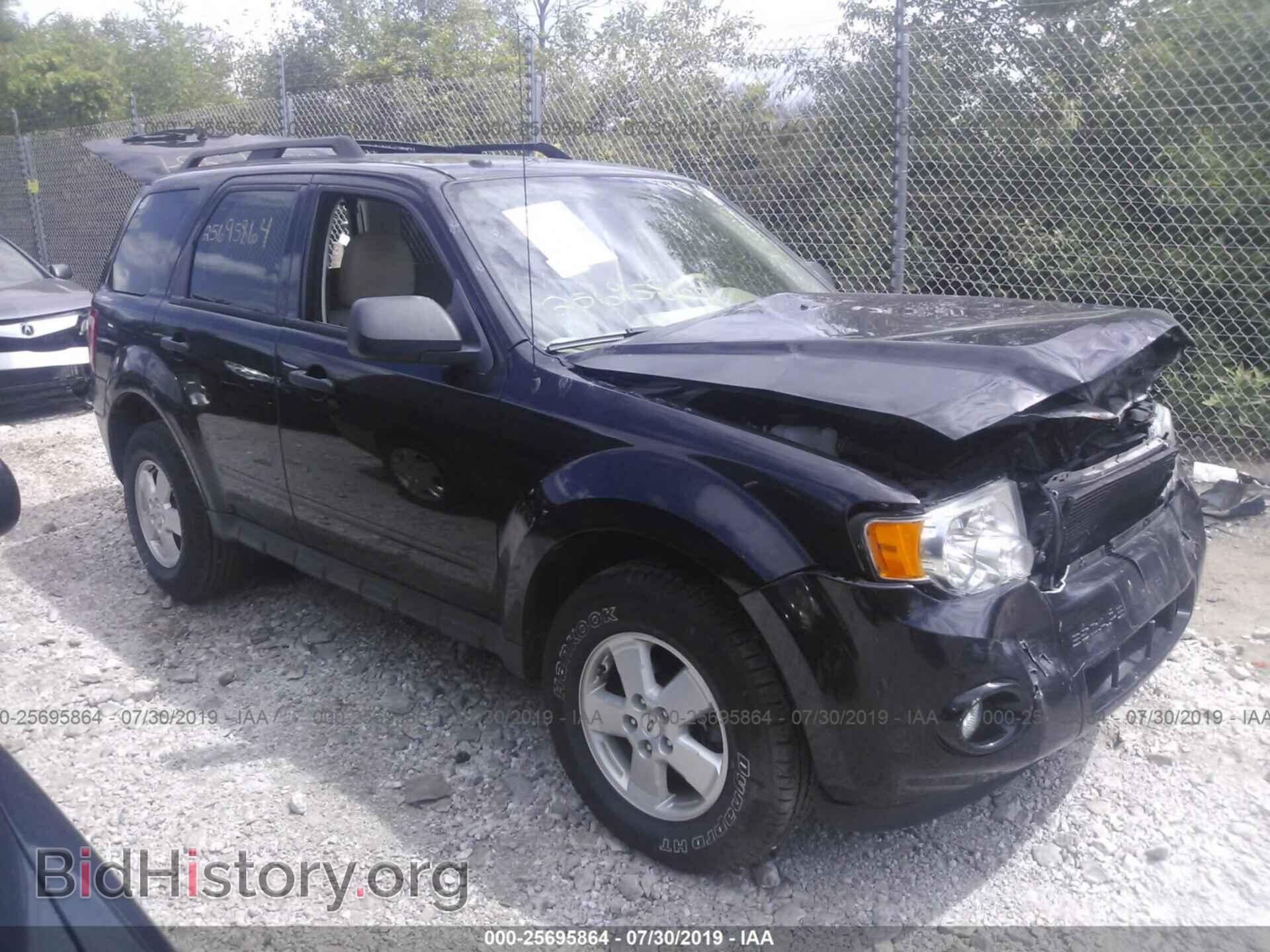 Фотография 1FMCU9D75BKB08842 - FORD ESCAPE 2011