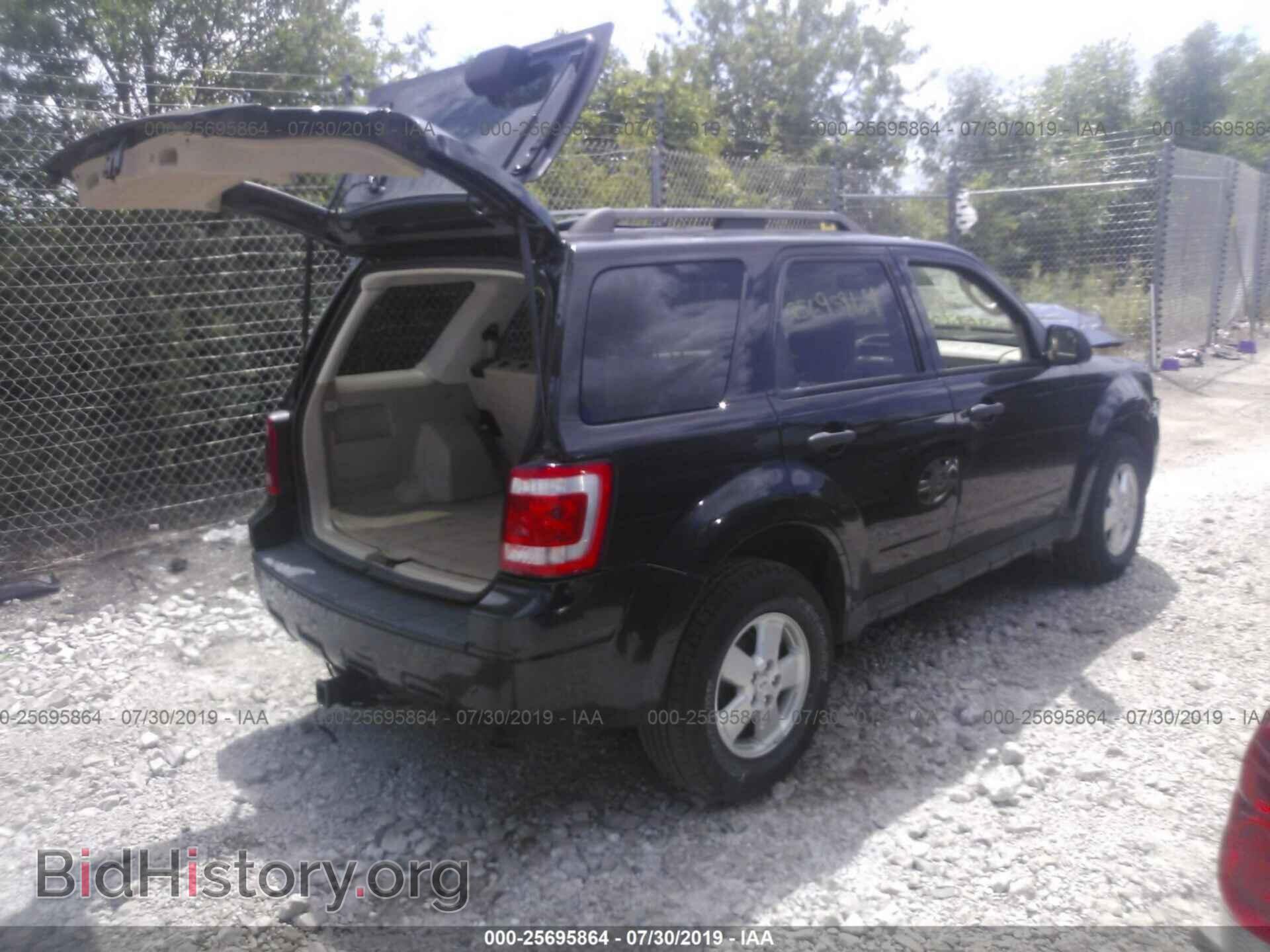 2011 FORD ESCAPE - VIN: 1FMCU9D75BKB08842 - Photo 4