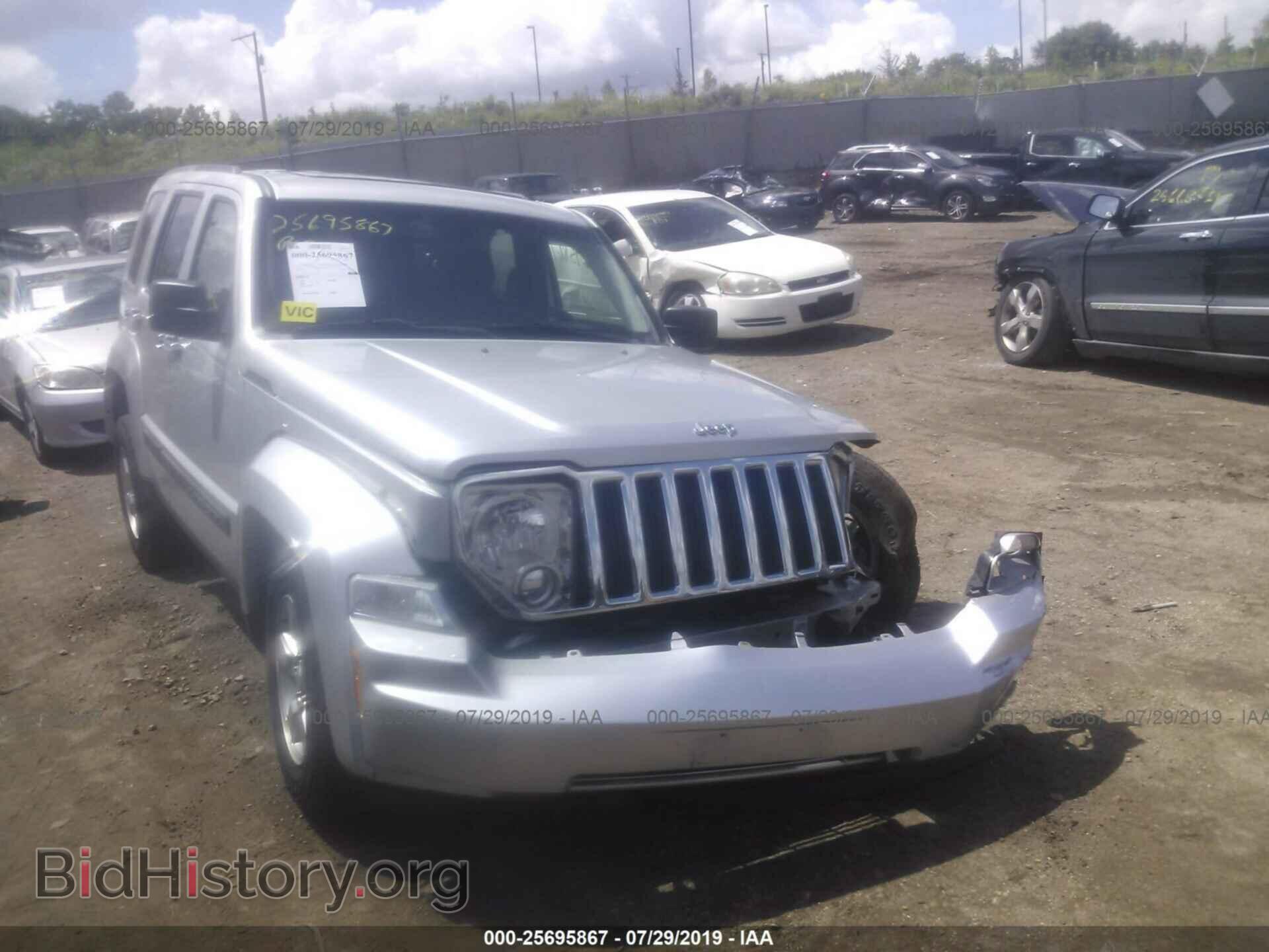 Photo 1J4PN2GK5BW552560 - JEEP LIBERTY 2011