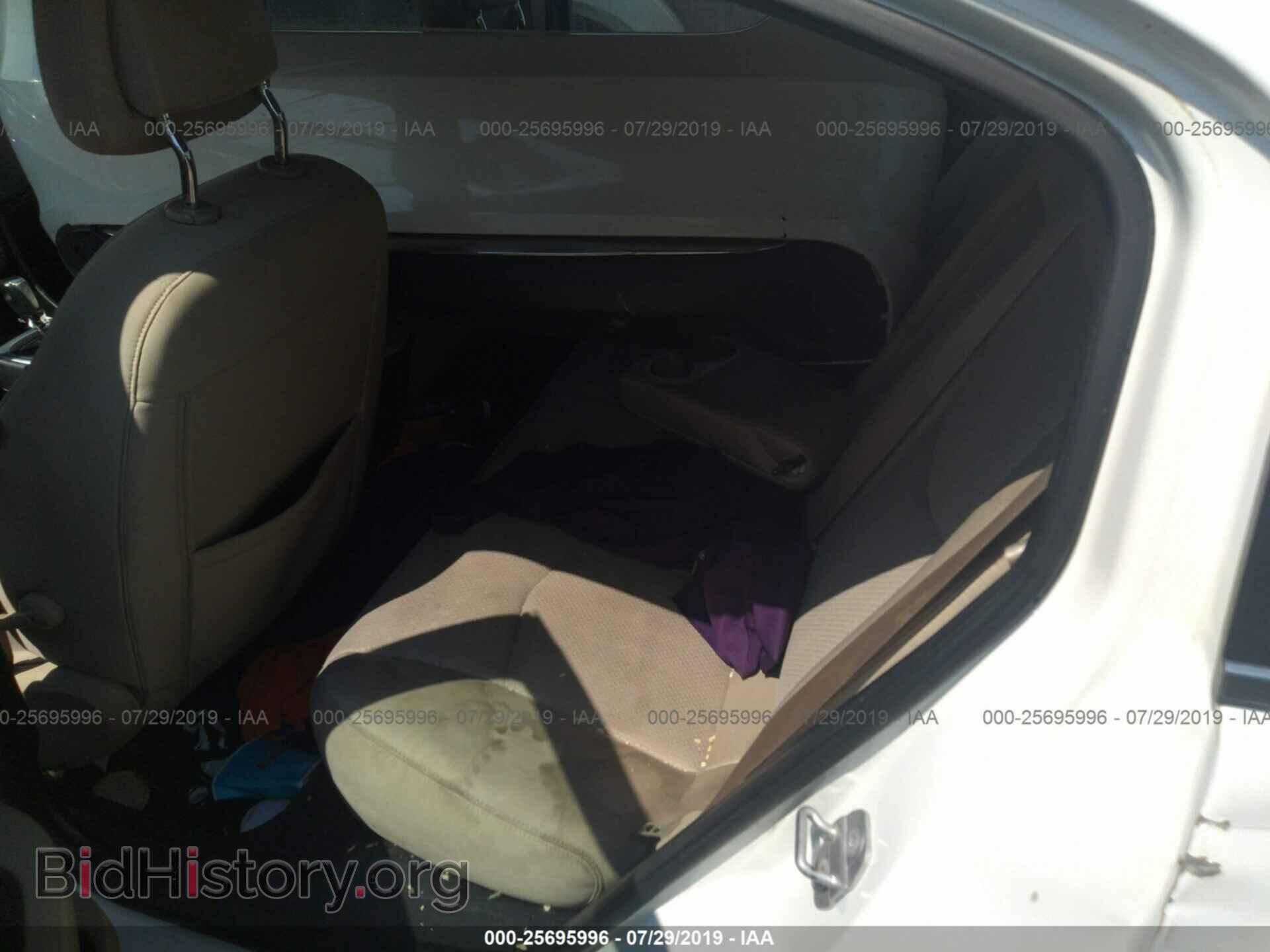 2011 CHRYSLER 200 - VIN: 1C3BC1FB6BN599074 - Фото 8