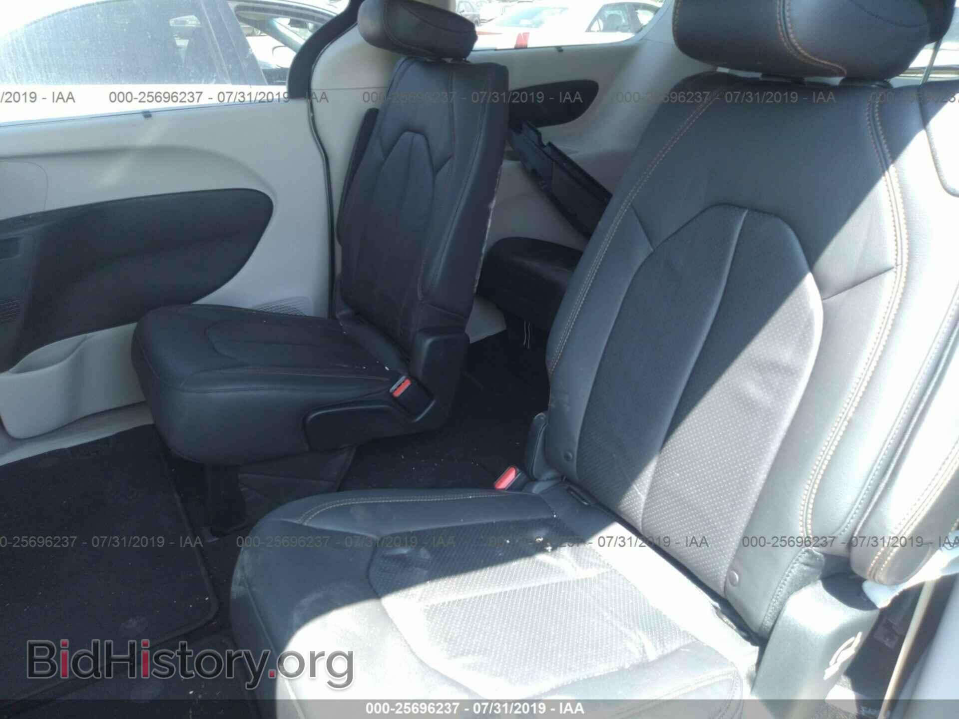 2018 CHRYSLER PACIFICA - VIN: 2C4RC1BG3JR104245 - Фото 8