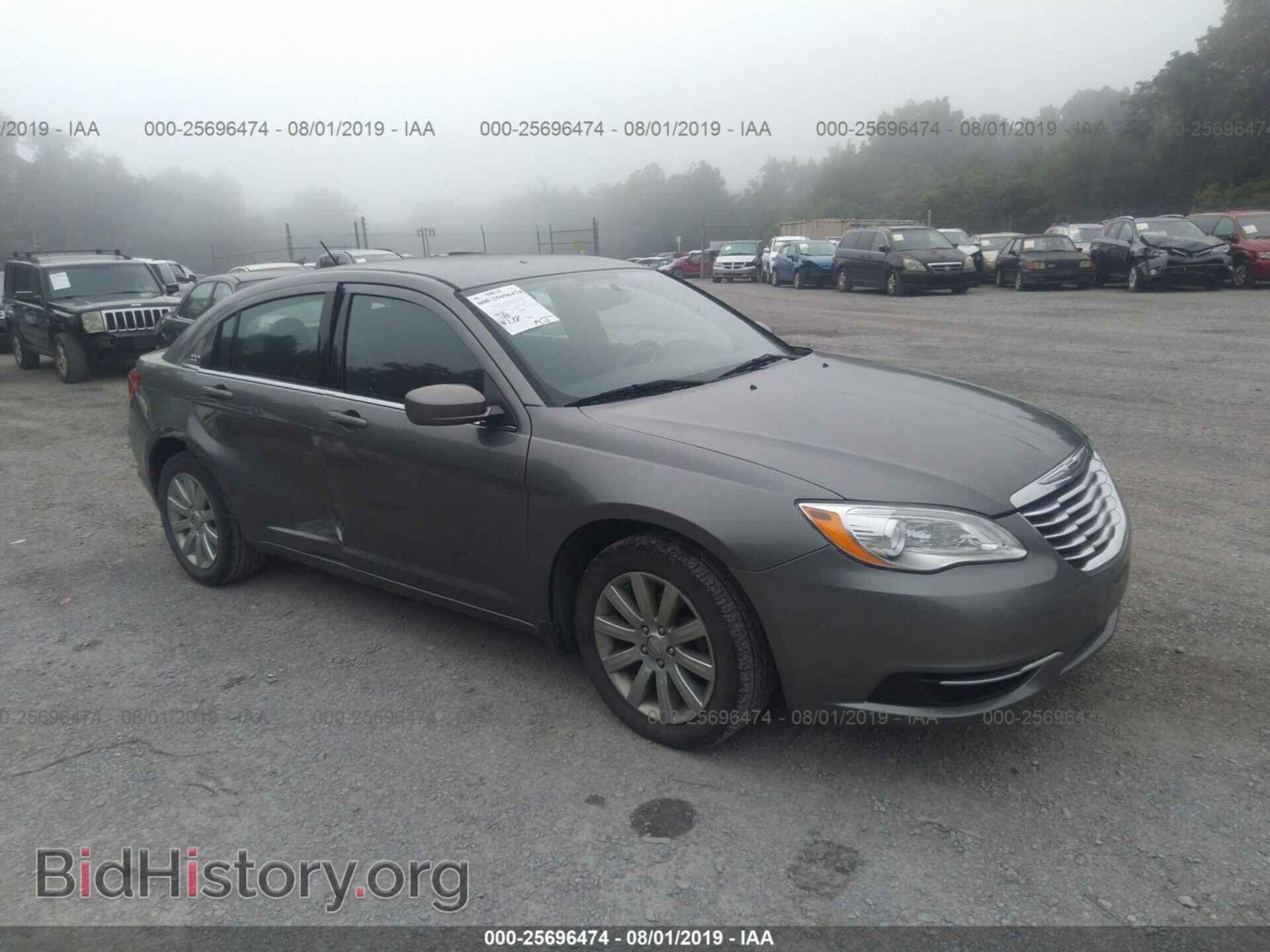 Photo 1C3CCBBB4DN577688 - CHRYSLER 200 2013