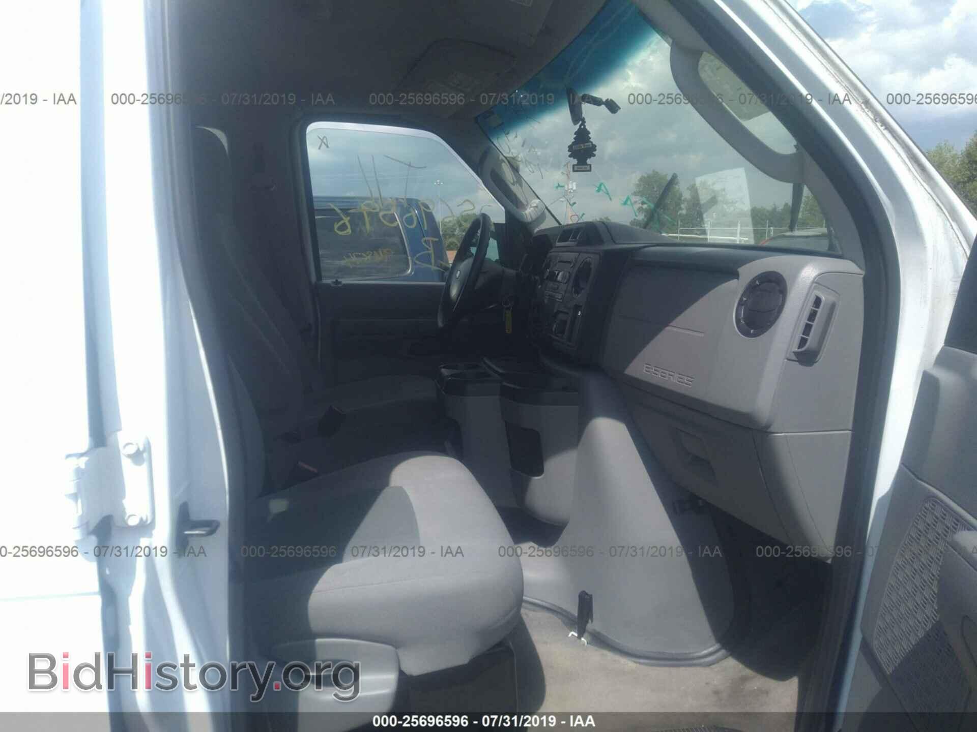 2014 FORD ECONOLINE - VIN: 1FBSS3BL7EDA27860 - Фото 5