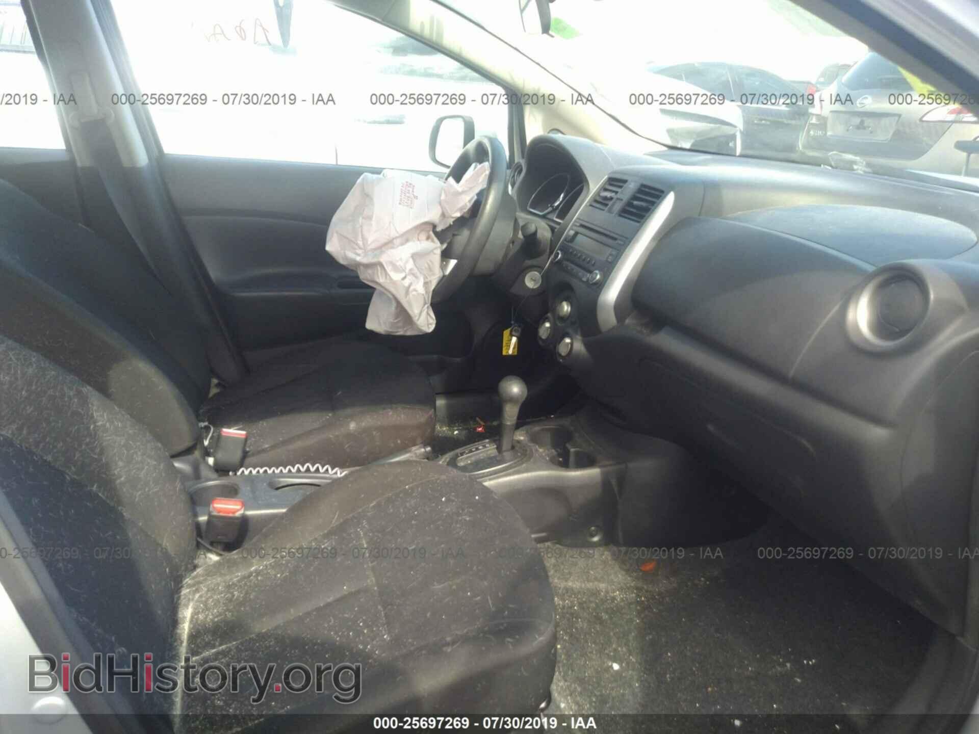 2014 NISSAN VERSA NOTE - VIN: 3N1CE2CP0EL425475 - Photo 5