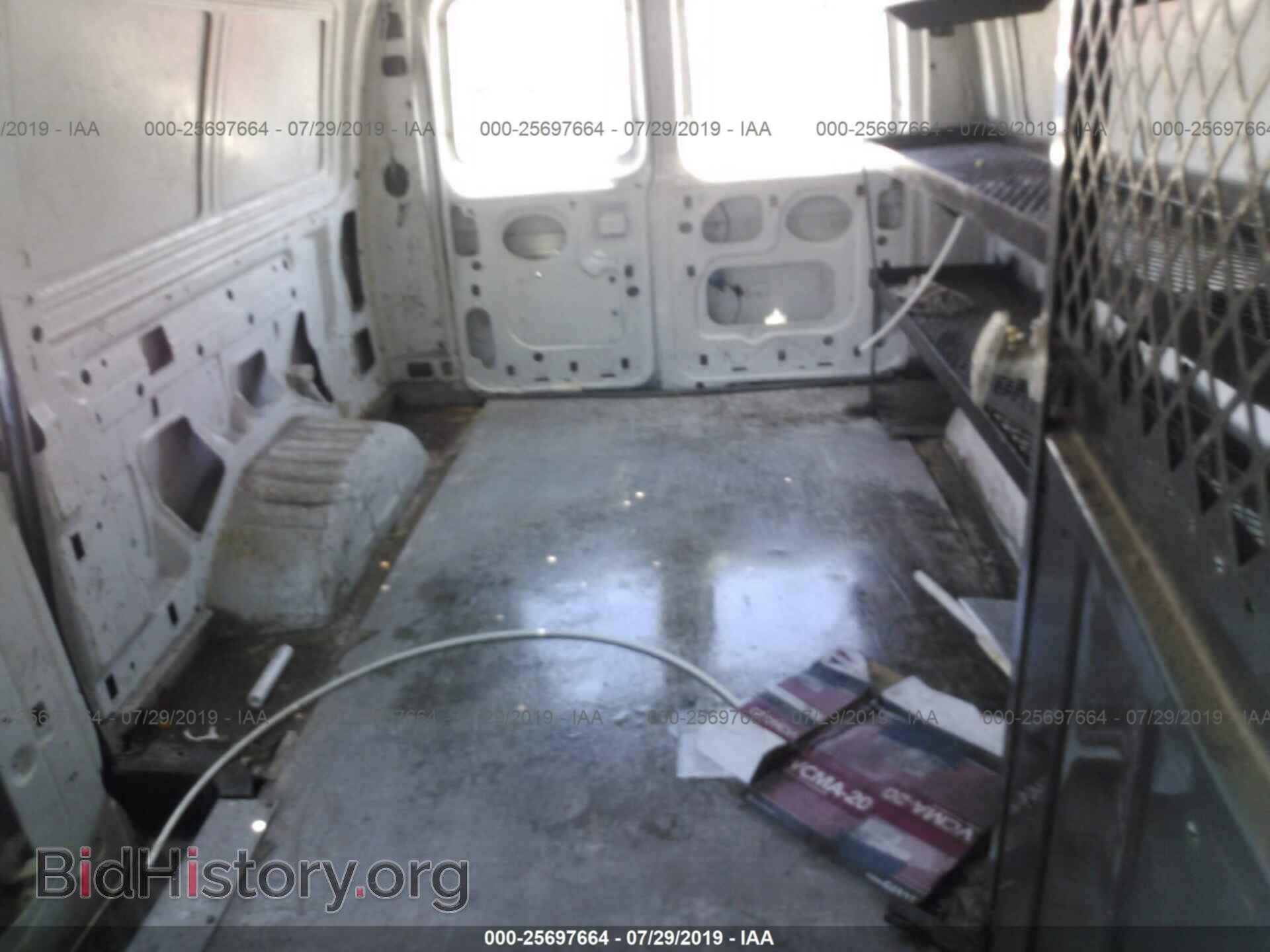2002 FORD ECONOLINE - VIN: 1FTNE24272HB78555 - Photo 8