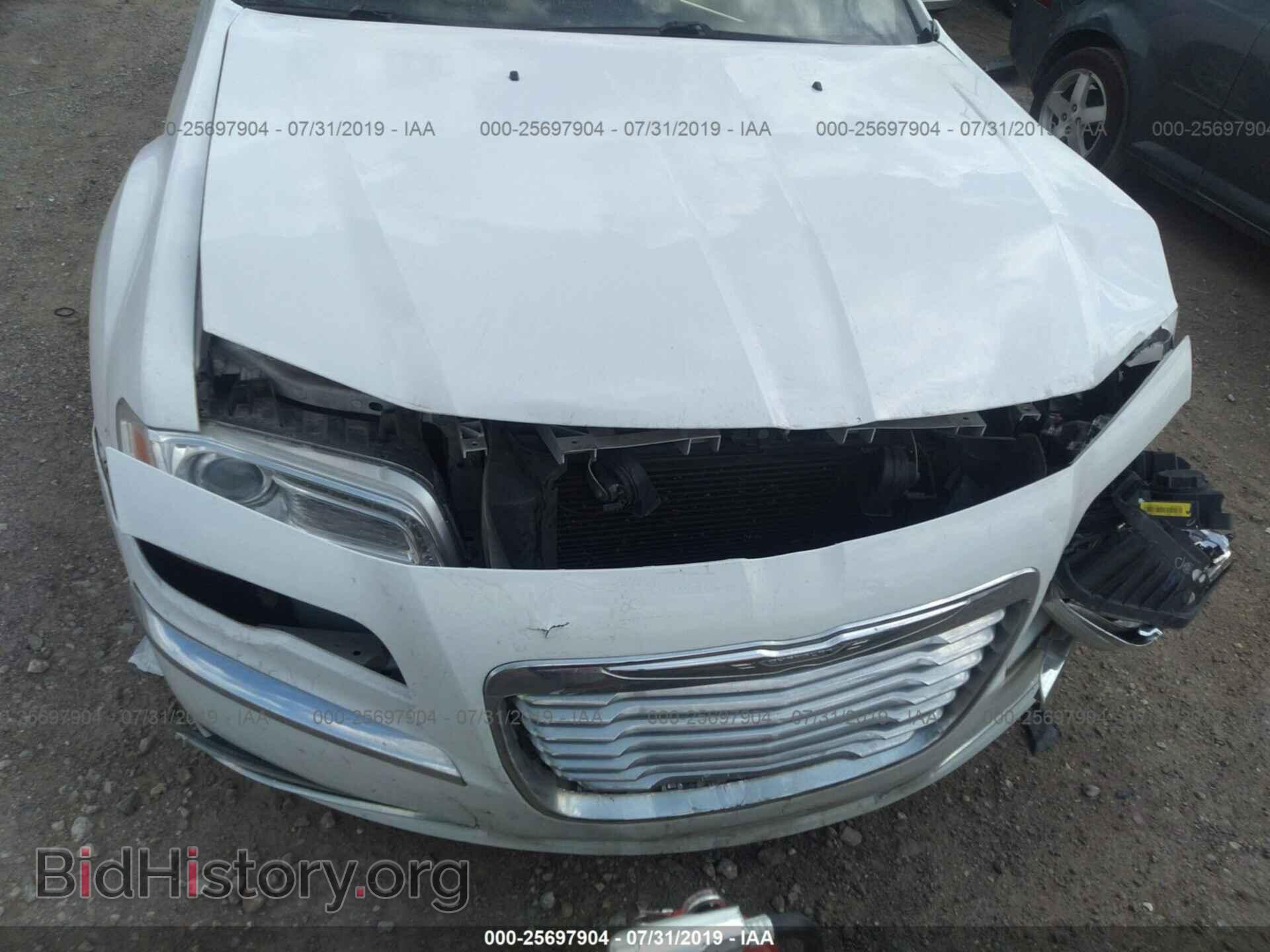 2011 CHRYSLER 300 - VIN: 2C3CA5CG2BH583996 - Фото 6