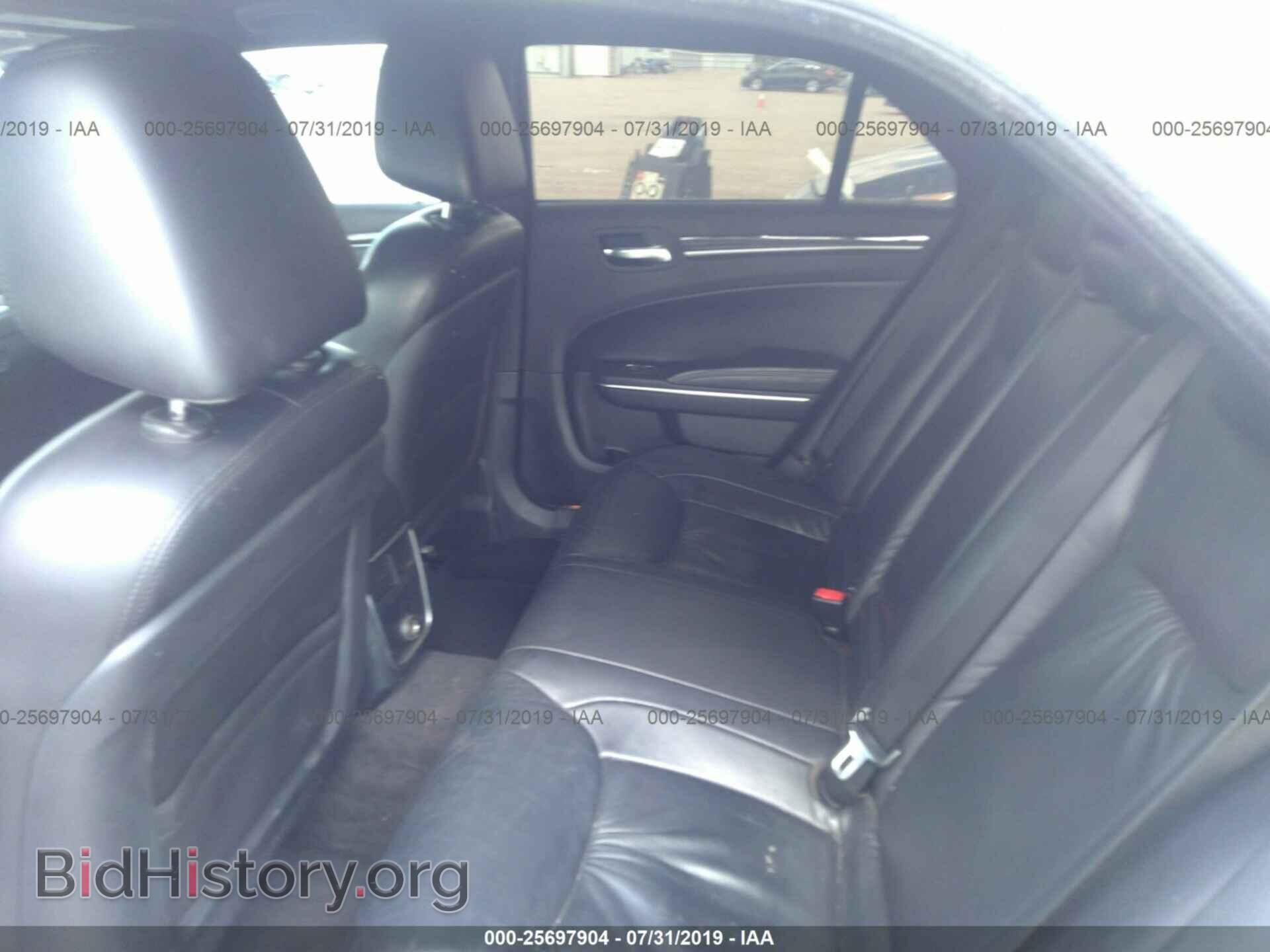 2011 CHRYSLER 300 - VIN: 2C3CA5CG2BH583996 - Фото 8