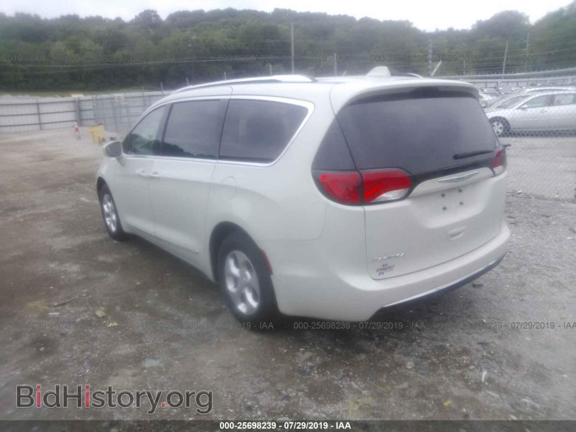 2017 CHRYSLER PACIFICA - VIN: 2C4RC1EG8HR797075 - Фото 3