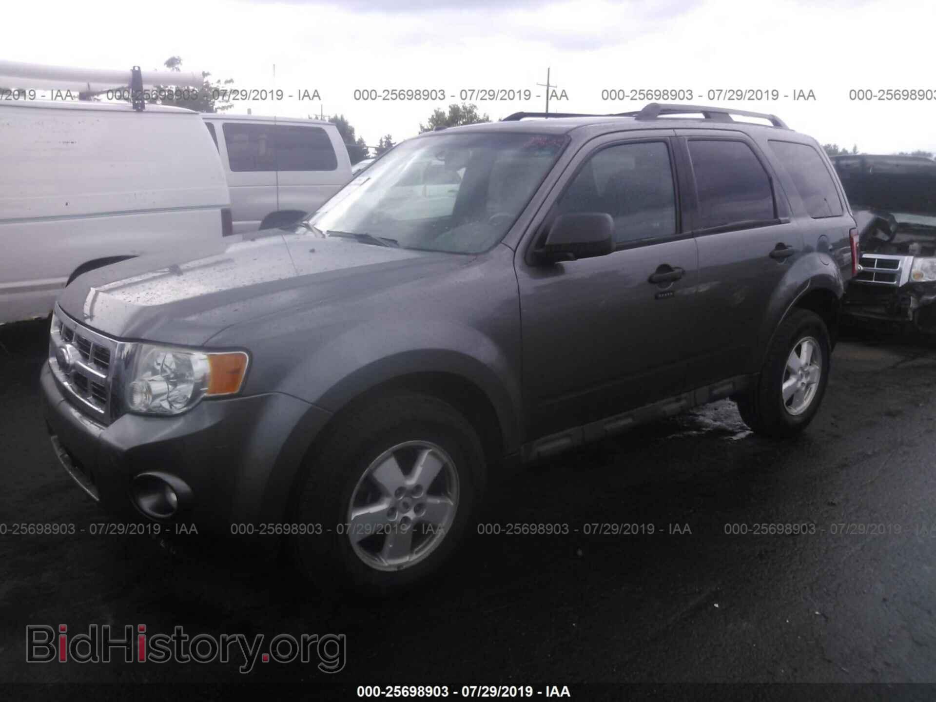 2009 FORD ESCAPE - VIN: 1FMCU03GX9KA93424 - Фото 2