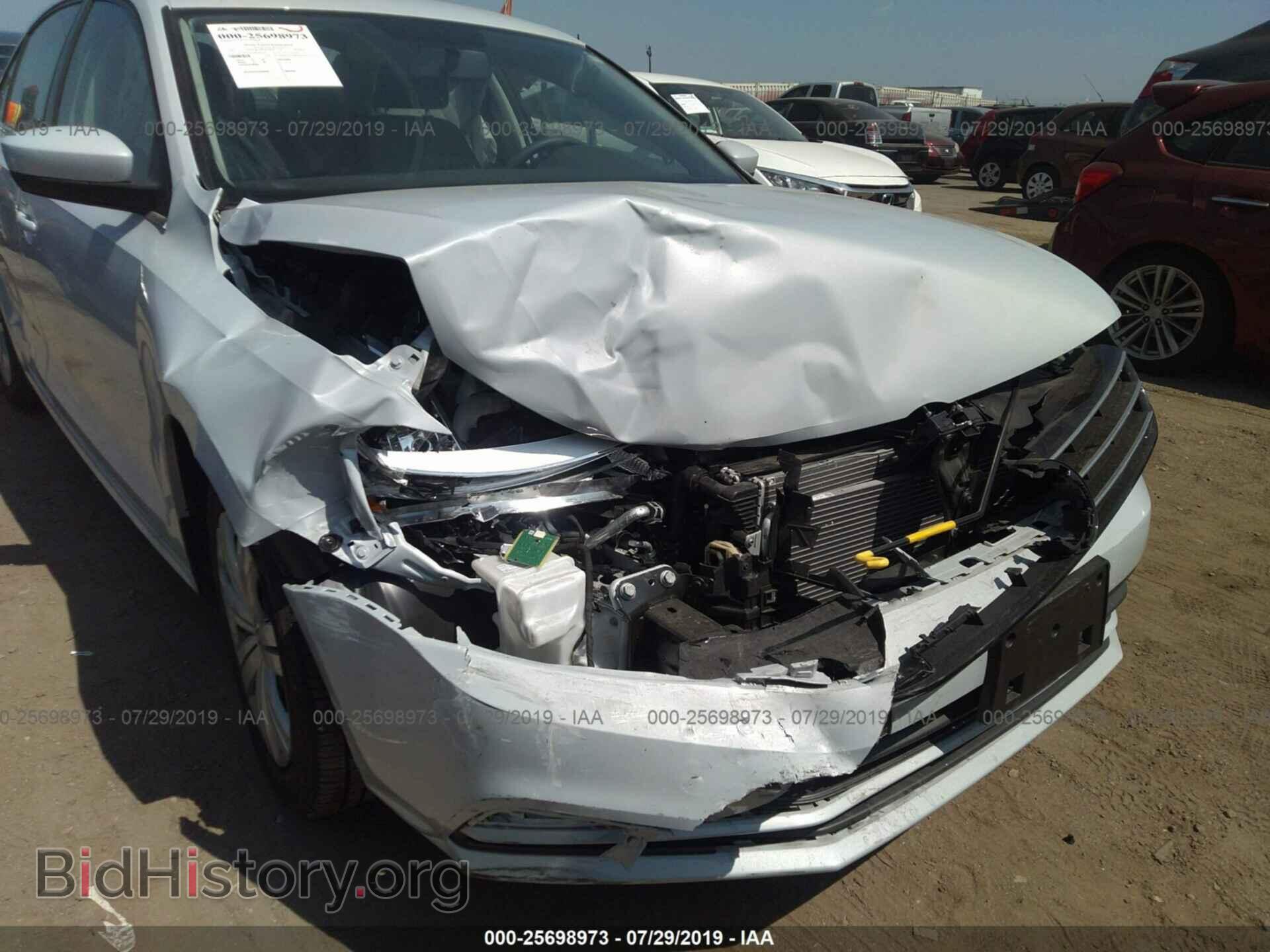 2017 VOLKSWAGEN JETTA - VIN: 3VW2B7AJ3HM324150 - Фото 6