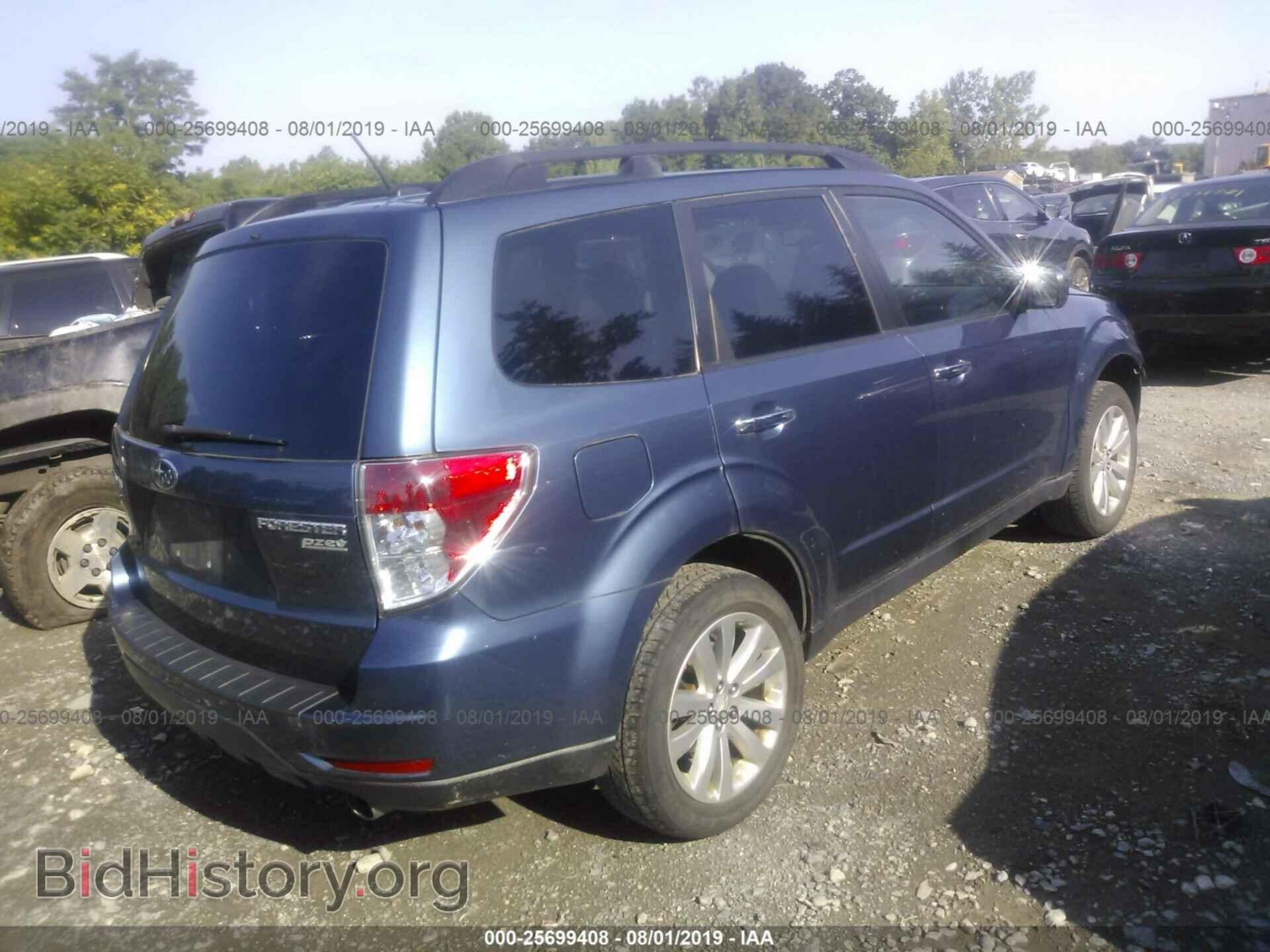 2011 SUBARU FORESTER - VIN: JF2SHAECXBH741112 - Фото 4