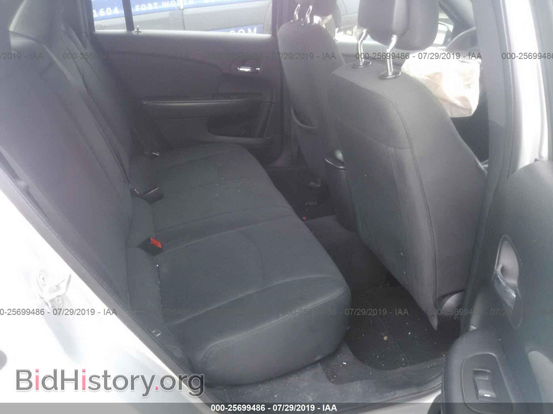 2011 CHRYSLER 200 - VIN: 1C3BC4FB1BN550964 - Фото 8