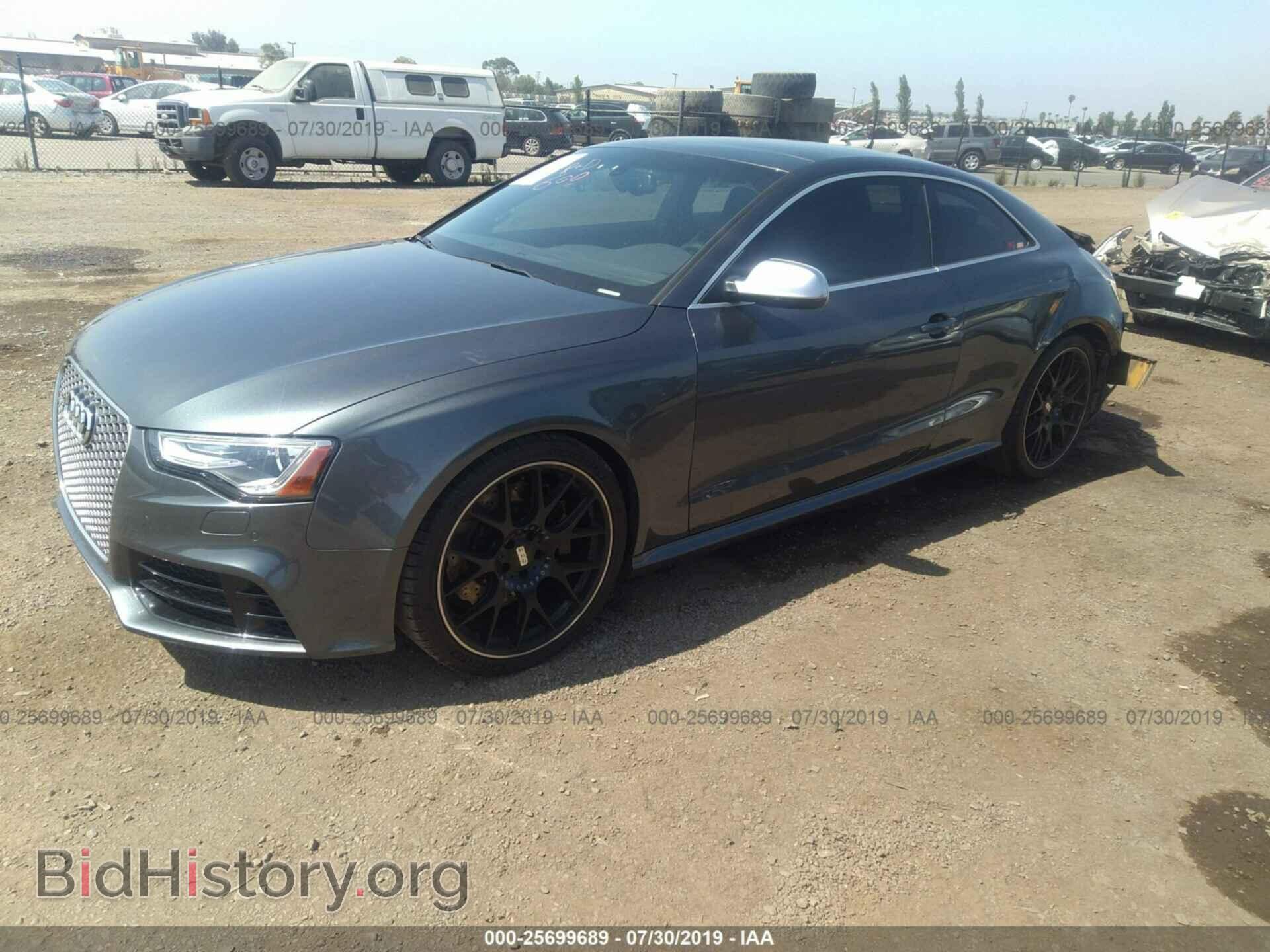 2013 AUDI RS5 - VIN: WUAC6AFRXDA902942 - Photo 2