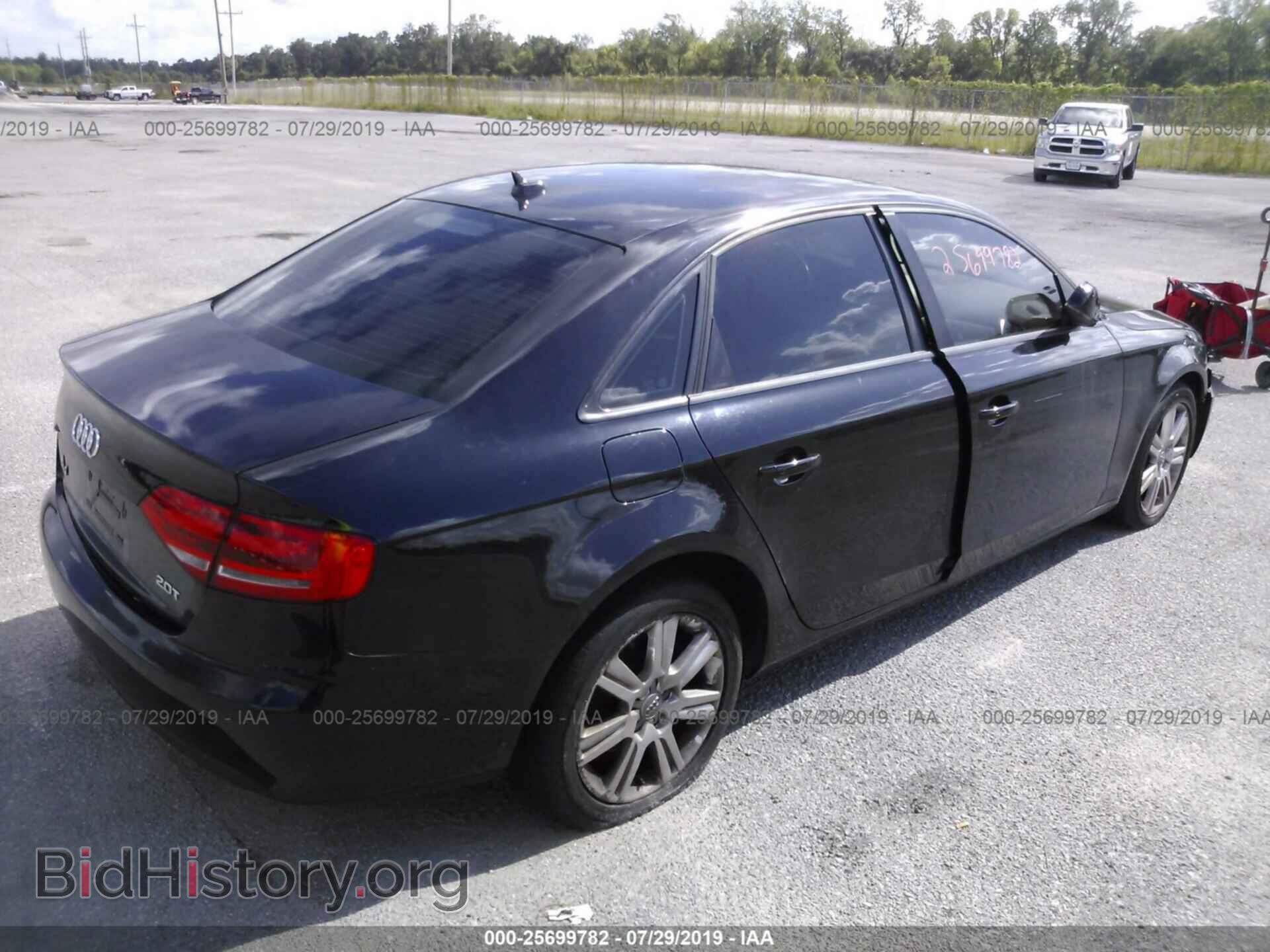2010 AUDI A4 - VIN: WAUAFAFL0AN020034 - Фото 4