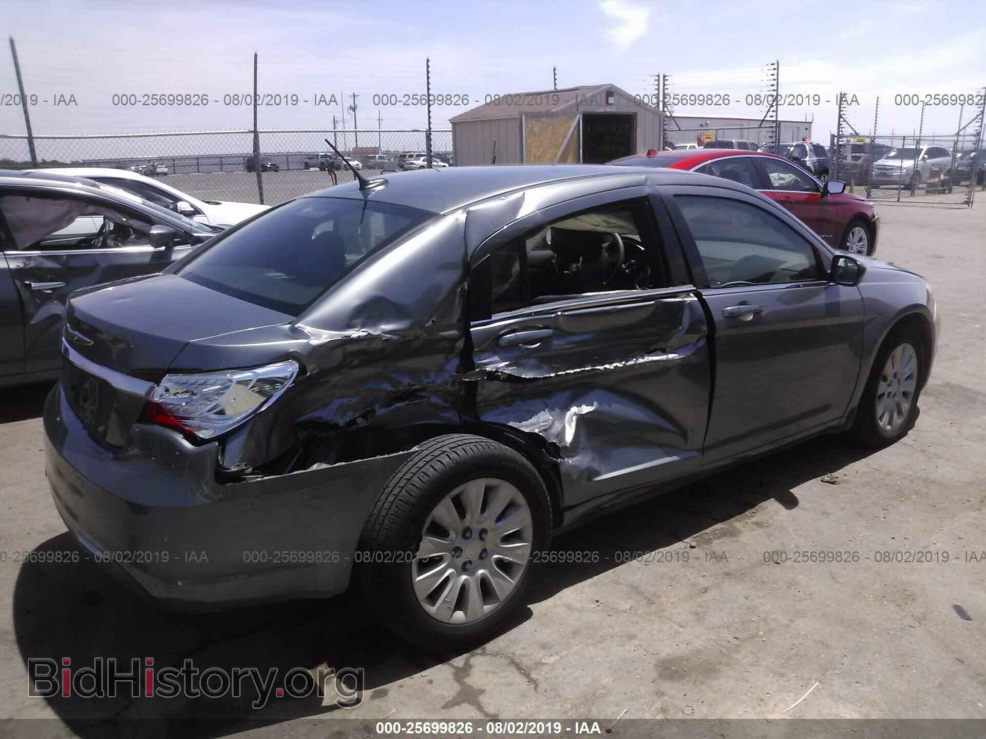 2012 CHRYSLER 200 - VIN: 1C3CCBAB9CN292176 - Фото 4