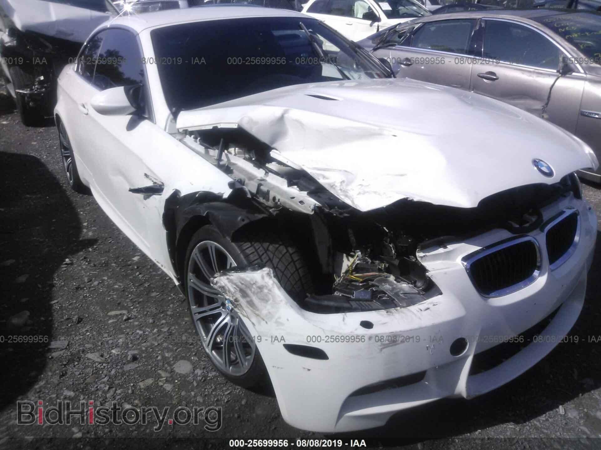 2011 BMW M3 - VIN: WBSDX9C56BE585111 - Фото 6