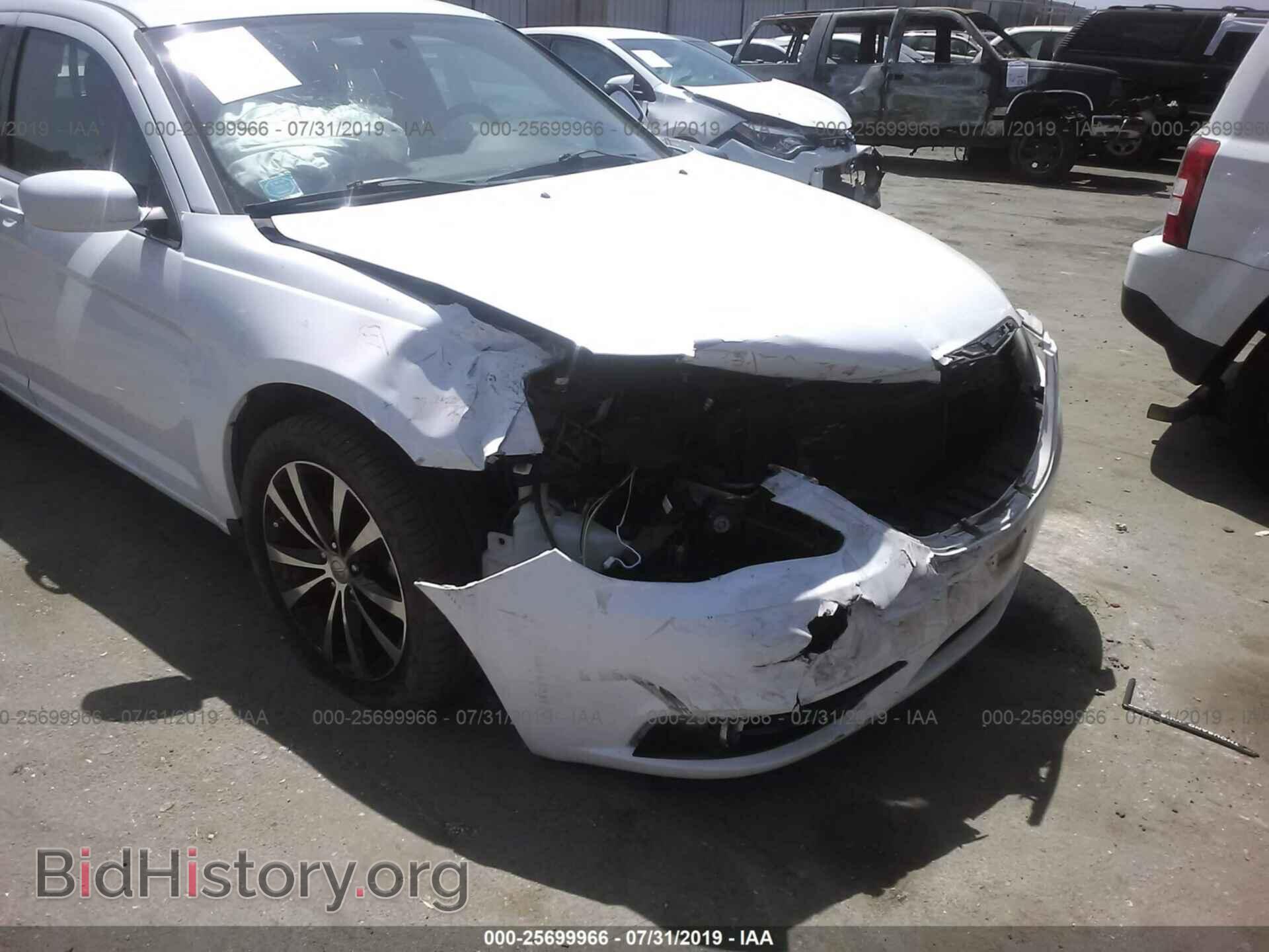 2012 CHRYSLER 200 - VIN: 1C3CCBBG1CN267914 - Фото 6