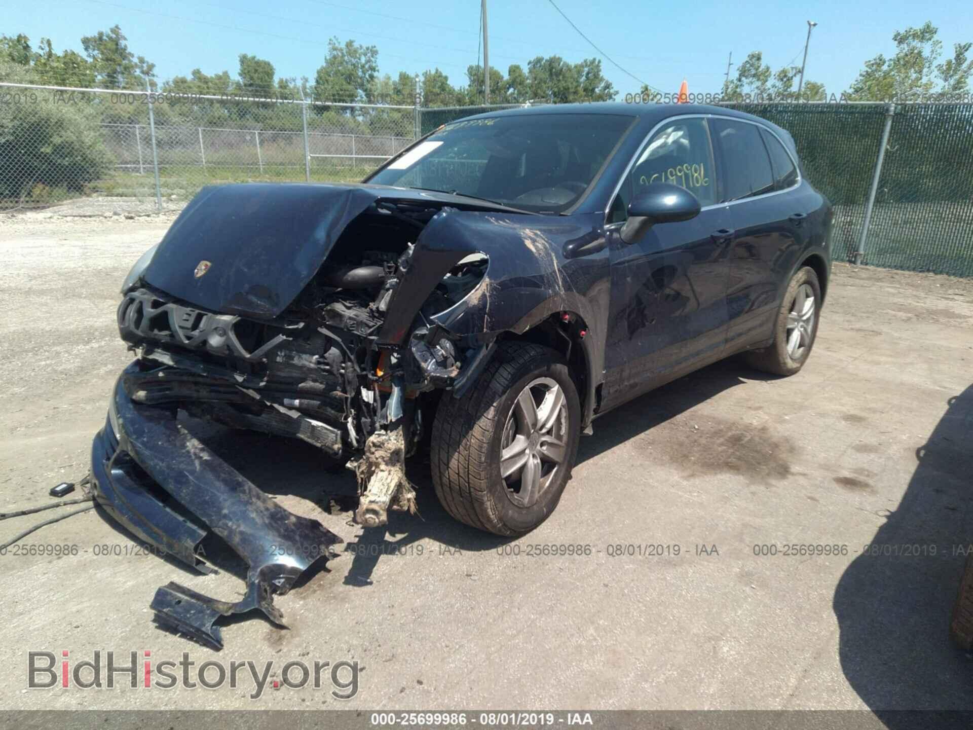 2013 PORSCHE CAYENNE - VIN: WP1AA2A22DLA01764 - Photo 2