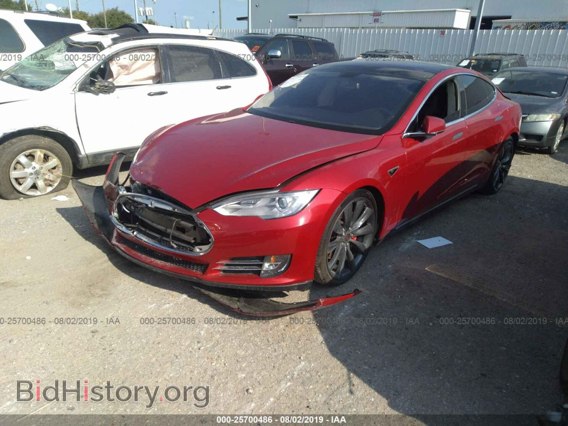 2014 TESLA MODEL S - VIN: 5YJSA1H1XEFP45114 - Фото 2