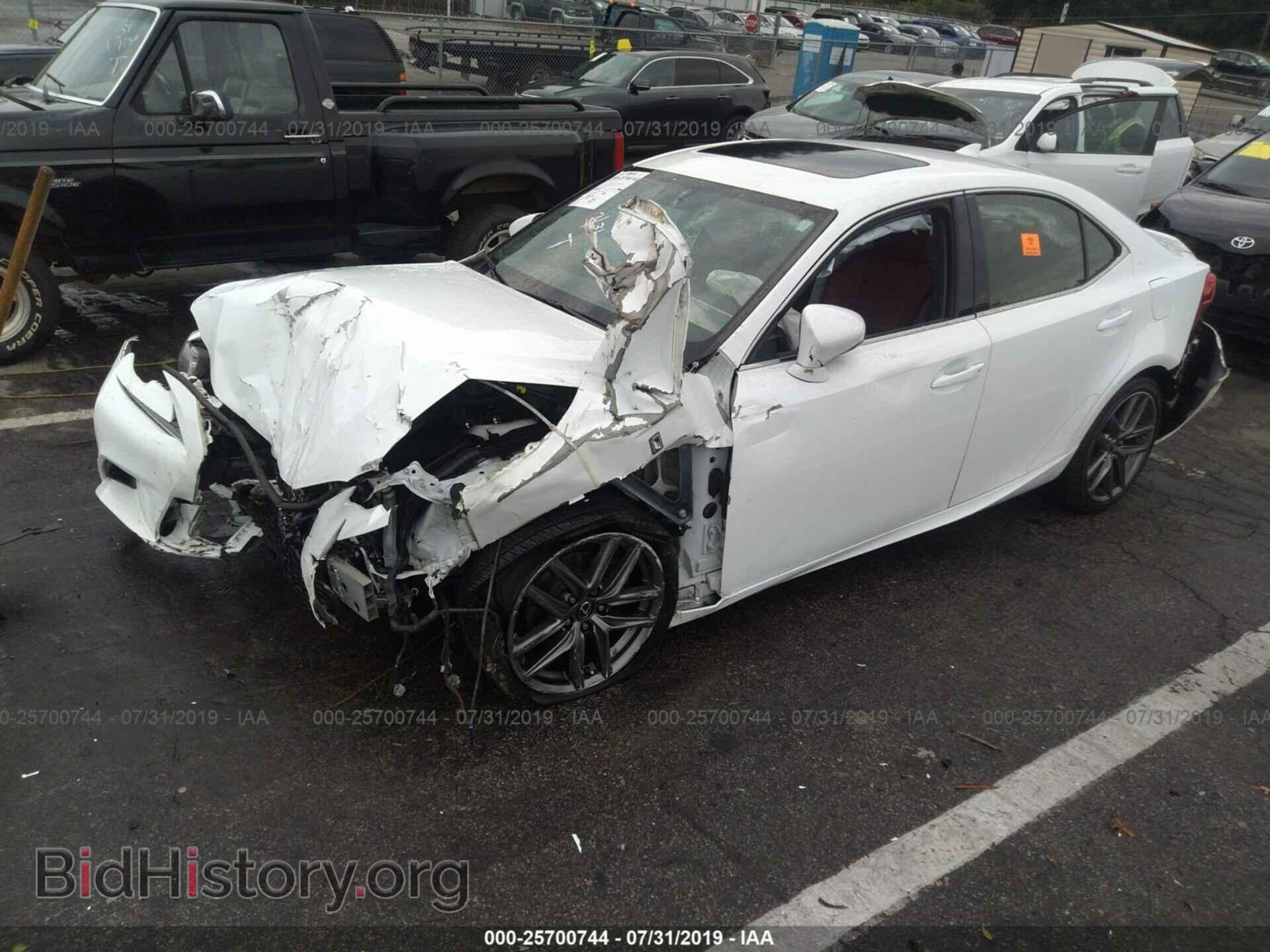 2015 LEXUS IS - VIN: JTHBF1D24F5070846 - Photo 2