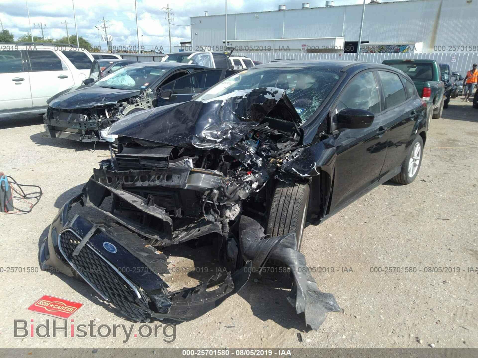 2018 FORD FOCUS - VIN: 1FADP3K21JL235879 - Фото 2