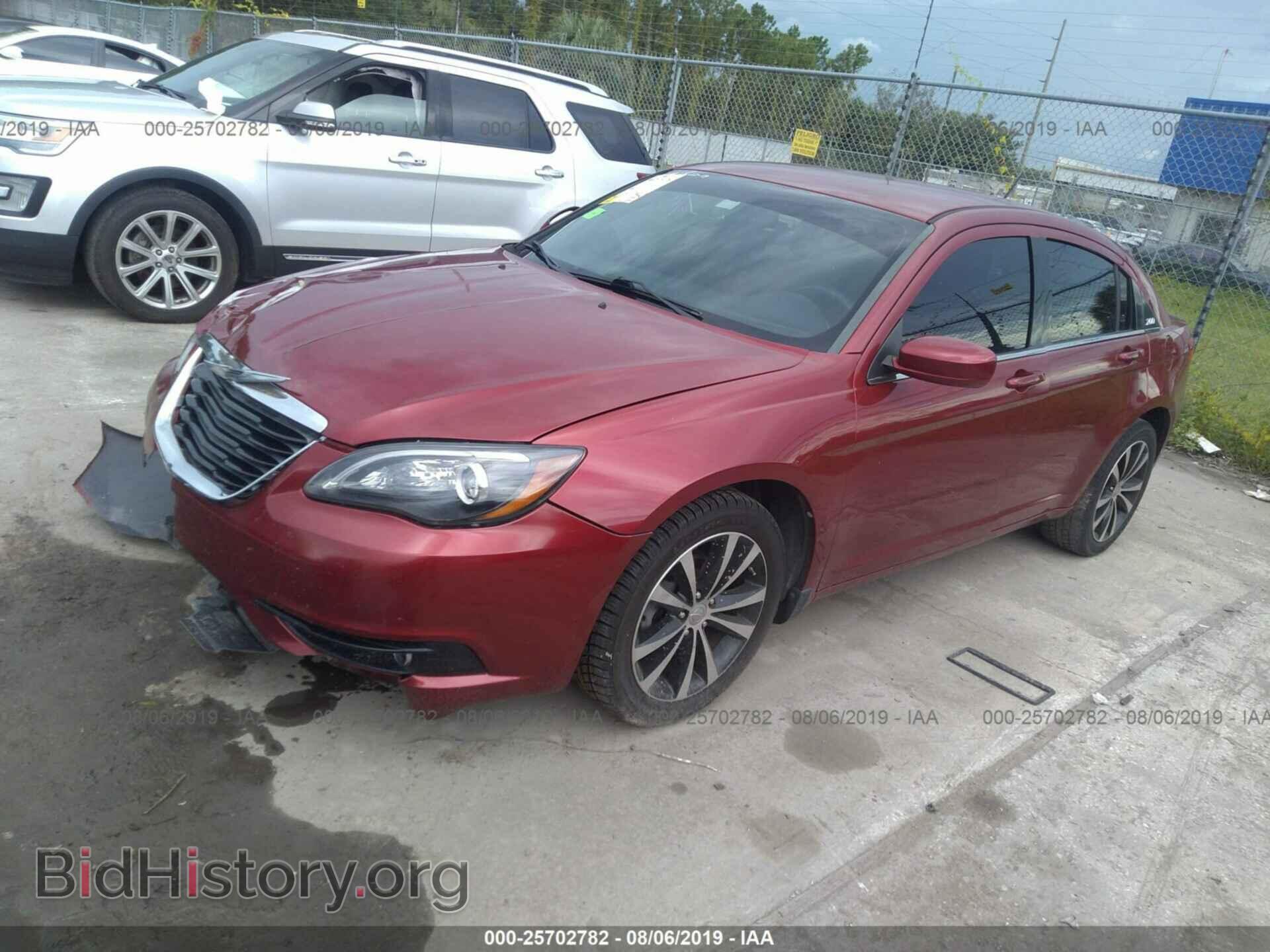 2013 CHRYSLER 200 - VIN: 1C3CCBBB5DN577764 - Photo 2