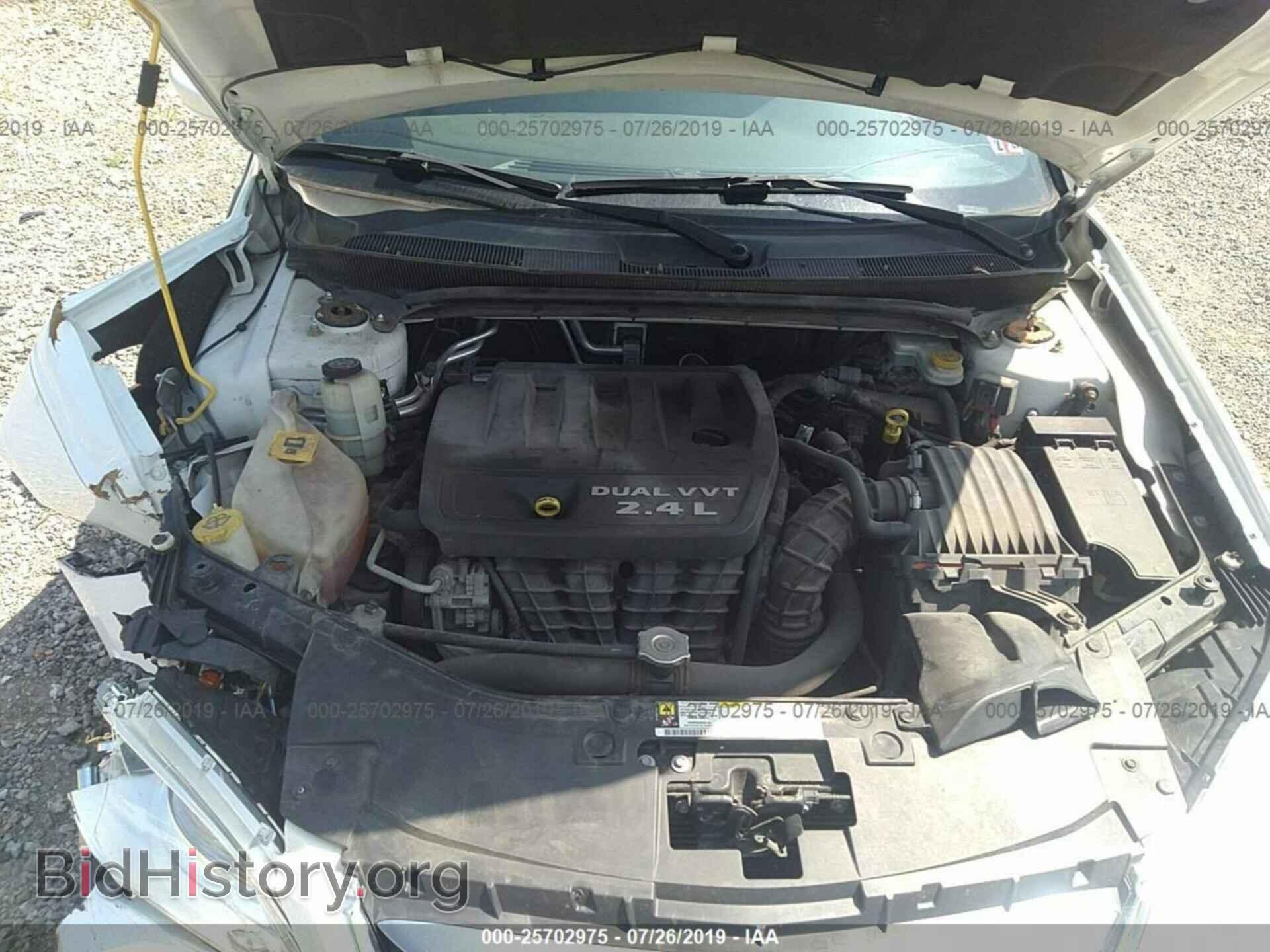 2012 CHRYSLER 200 - VIN: 1C3CCBAB7CN282021 - Фото 10