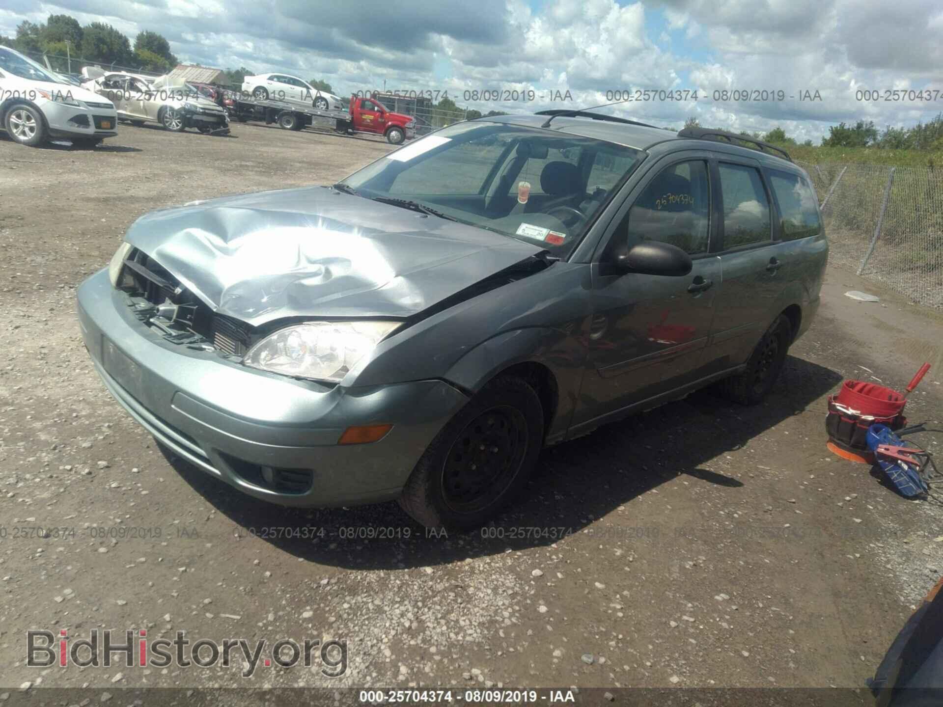 2005 FORD FOCUS - VIN: 1FAFP36N25W300319 - Фото 2