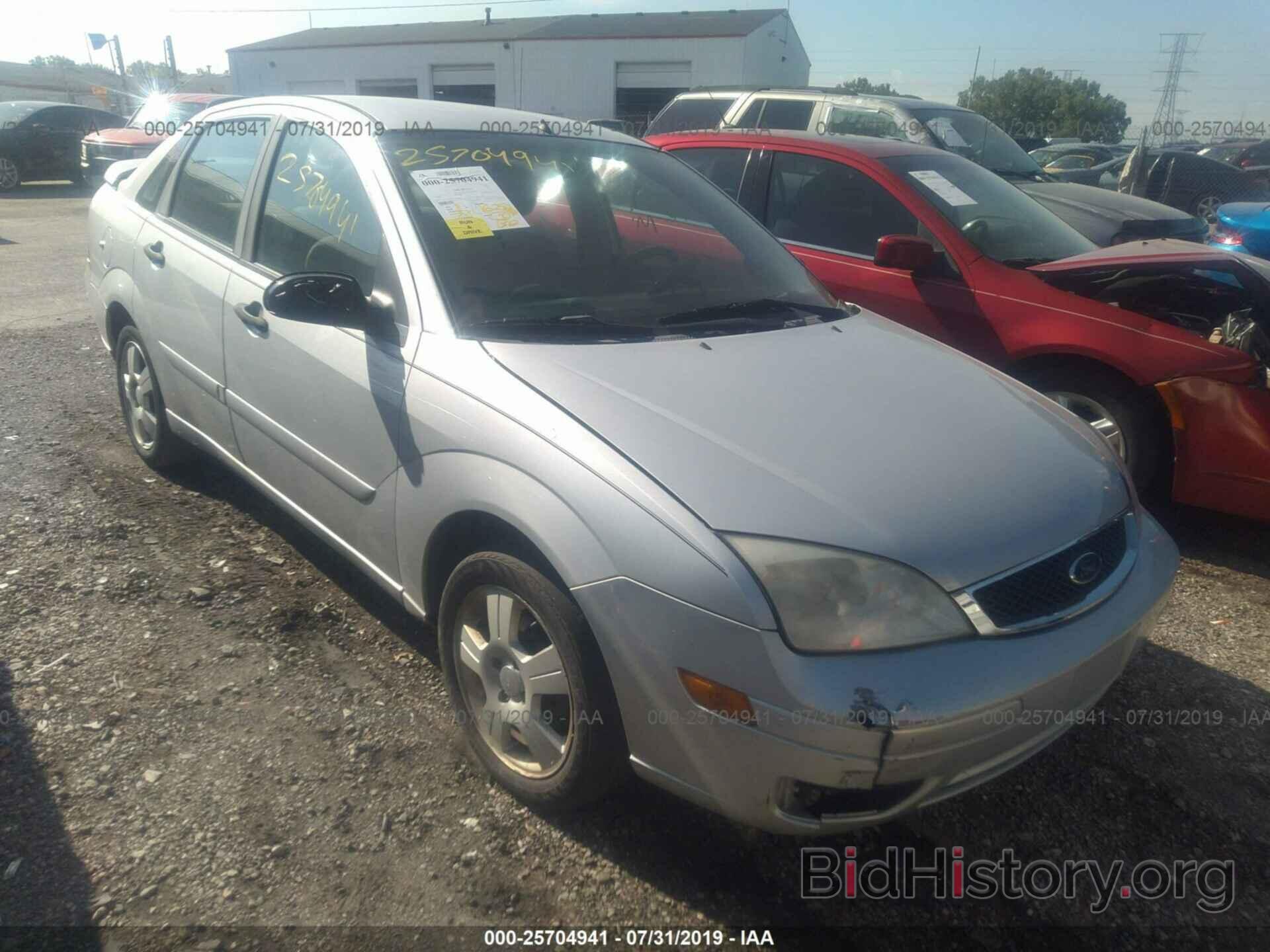 Photo 1FAFP34N17W207121 - FORD FOCUS 2007