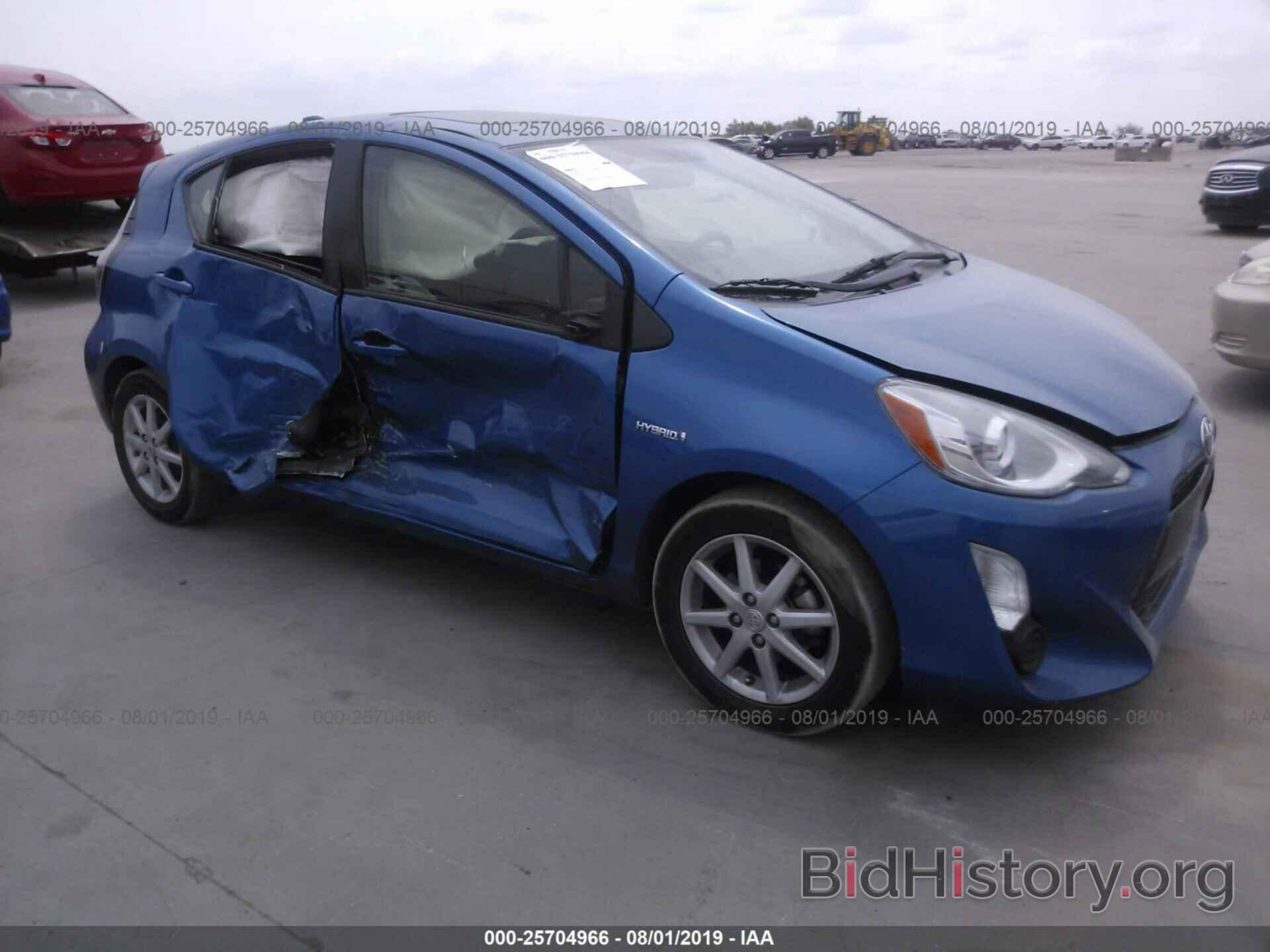 Photo JTDKDTB30F1097533 - TOYOTA PRIUS C 2015