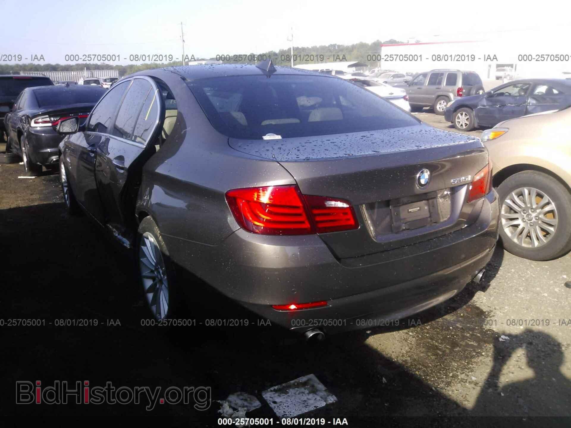 2012 BMW 535 - VIN: WBAFU7C59CDU63022 - Фото 3