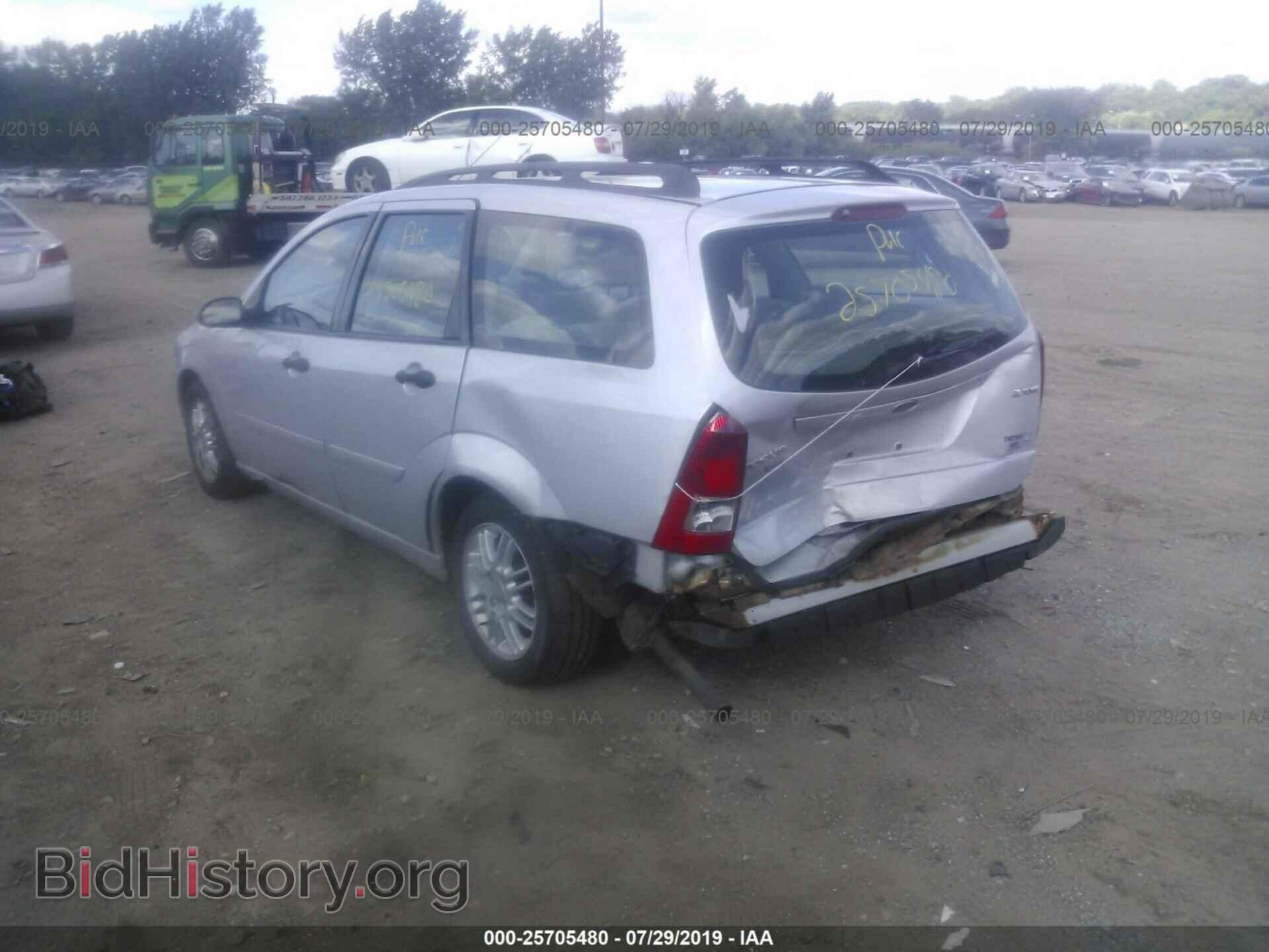 2005 FORD FOCUS - VIN: 1FAFP36N35W127698 - Фото 3