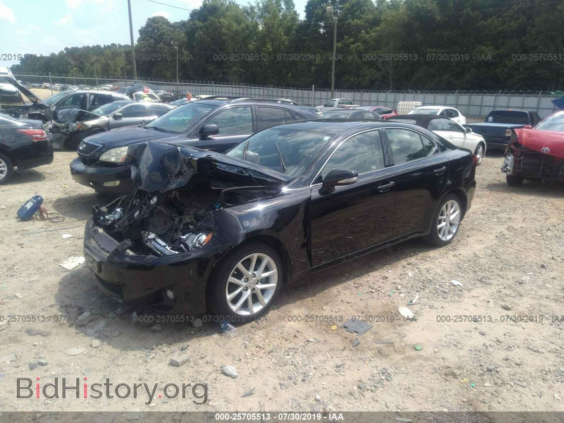 2011 LEXUS IS - VIN: JTHCF5C20B5051279 - Photo 2