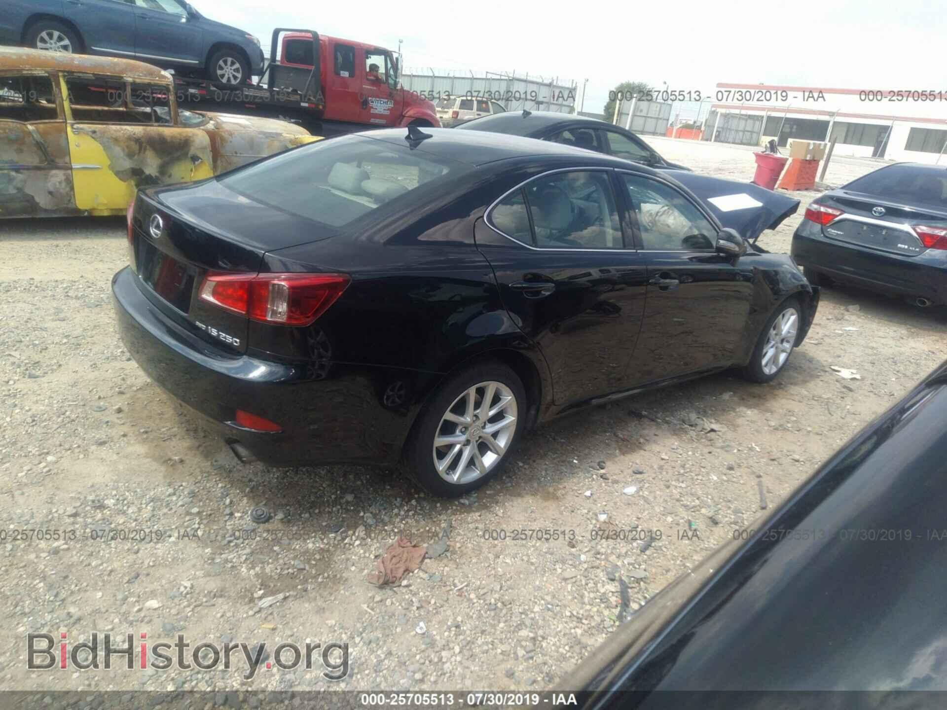 2011 LEXUS IS - VIN: JTHCF5C20B5051279 - Photo 4