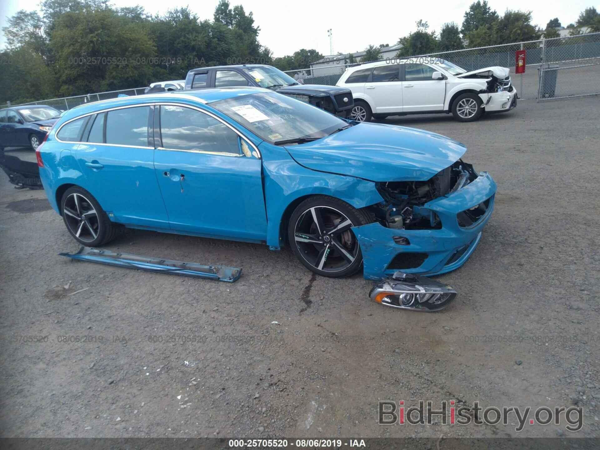 Photo YV1902SH0F1194001 - VOLVO V60 2015