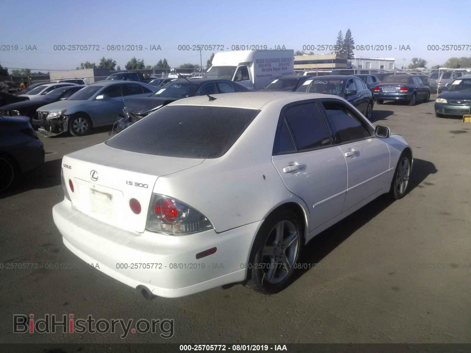 2001 LEXUS IS - VIN: JTHBD182X10022855 - Photo 4