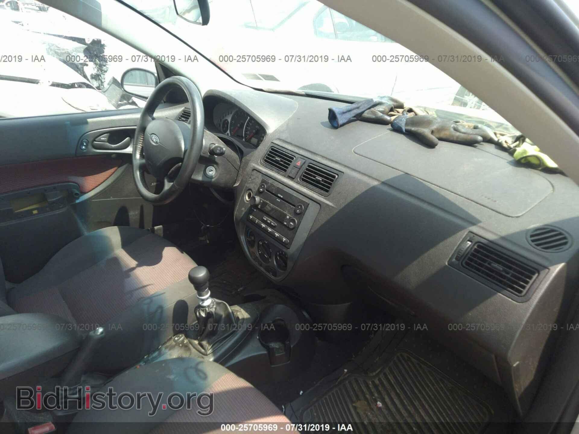 2005 FORD FOCUS - VIN: 1FAFP38Z95W199344 - Фото 5