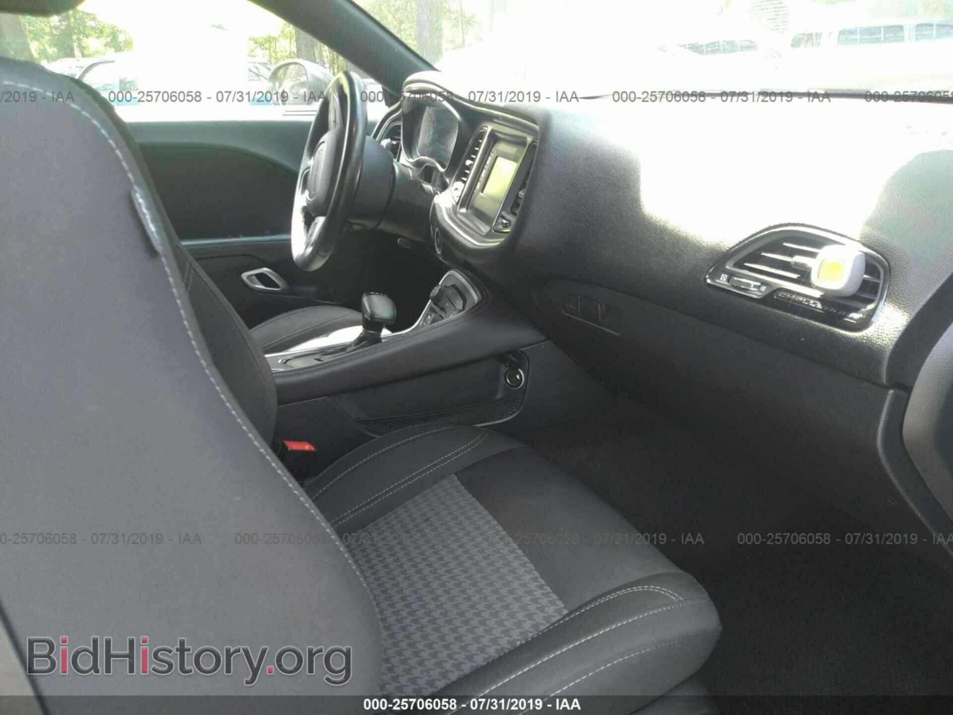 2016 DODGE CHALLENGER - VIN: 2C3CDZAG3GH200088 - Фото 5