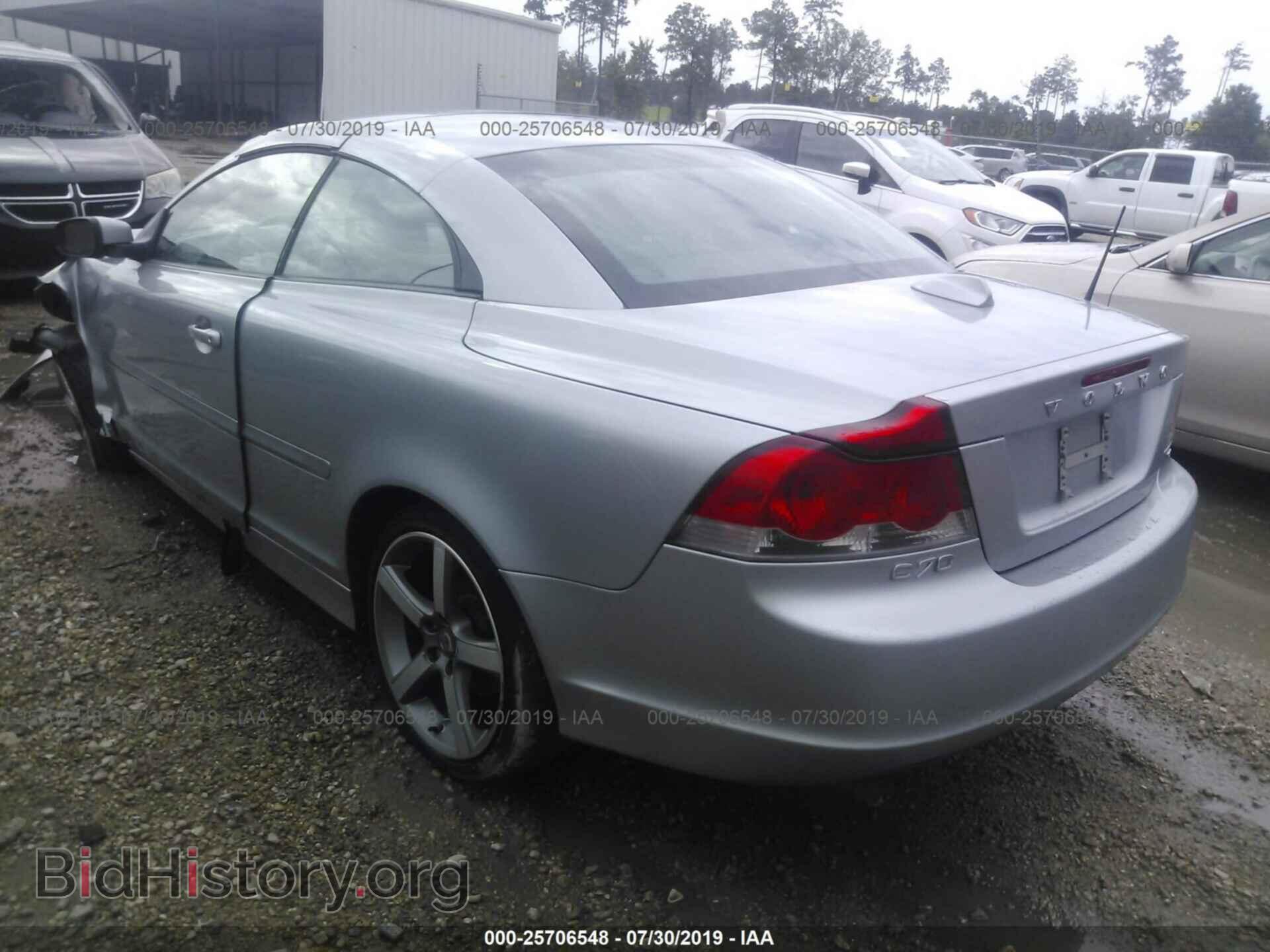 2010 VOLVO C70 - VIN: YV1672MC7AJ091294 - Фото 3