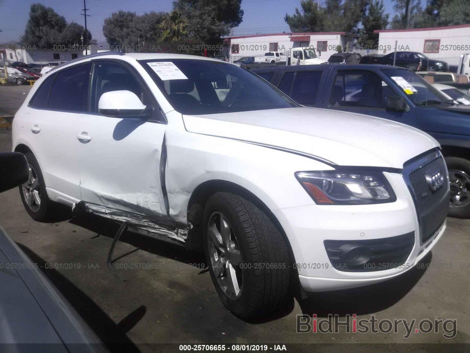 Photo WA1LFAFPXCA052993 - AUDI Q5 2012