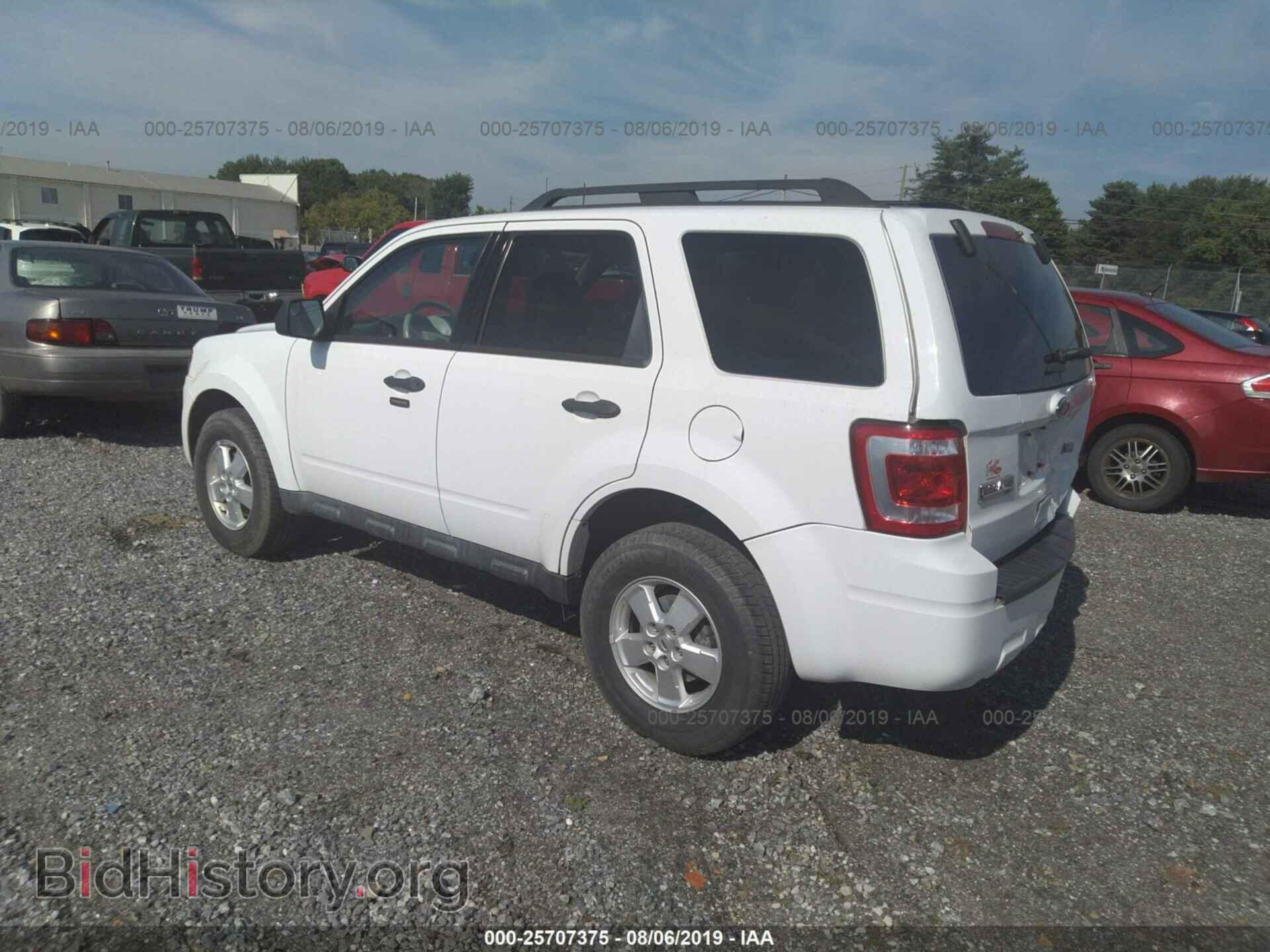 2012 FORD ESCAPE - VIN: 1FMCU0DG8CKB13918 - Фото 3